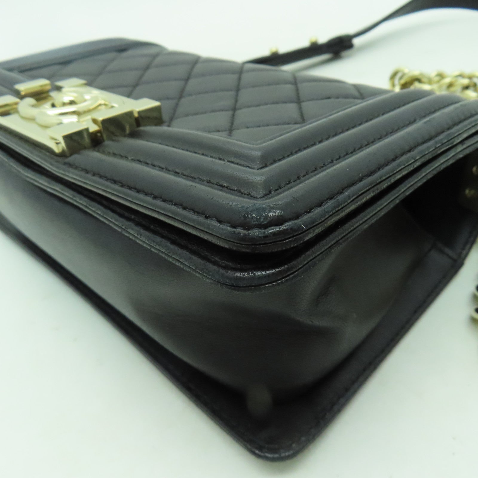CHANEL 菱格羊皮皮革Chain Shoulder金扣鏈帶肩背袋黑色