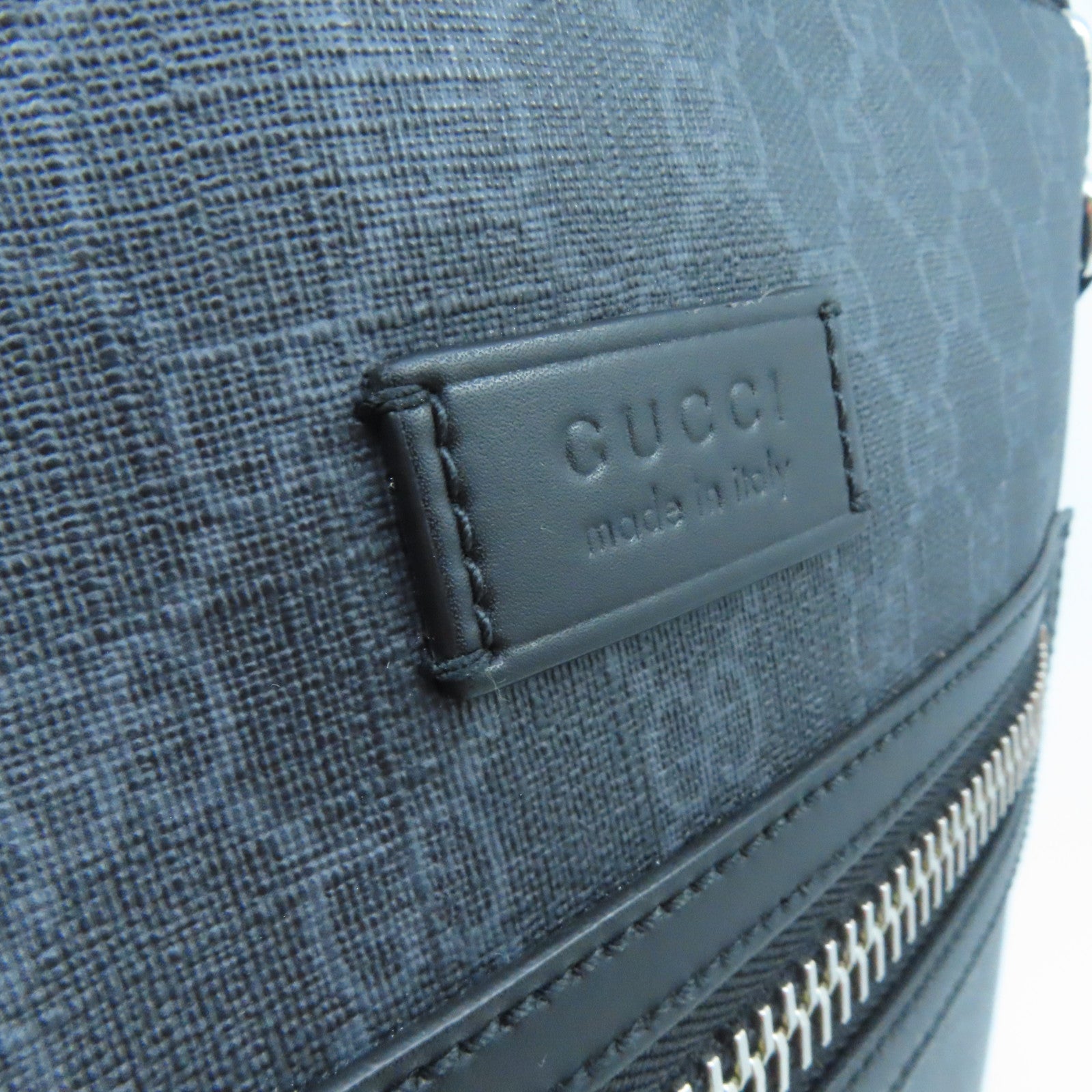 GUCCI 涂层帆布Shoulder Bag银扣肩背袋黑色
