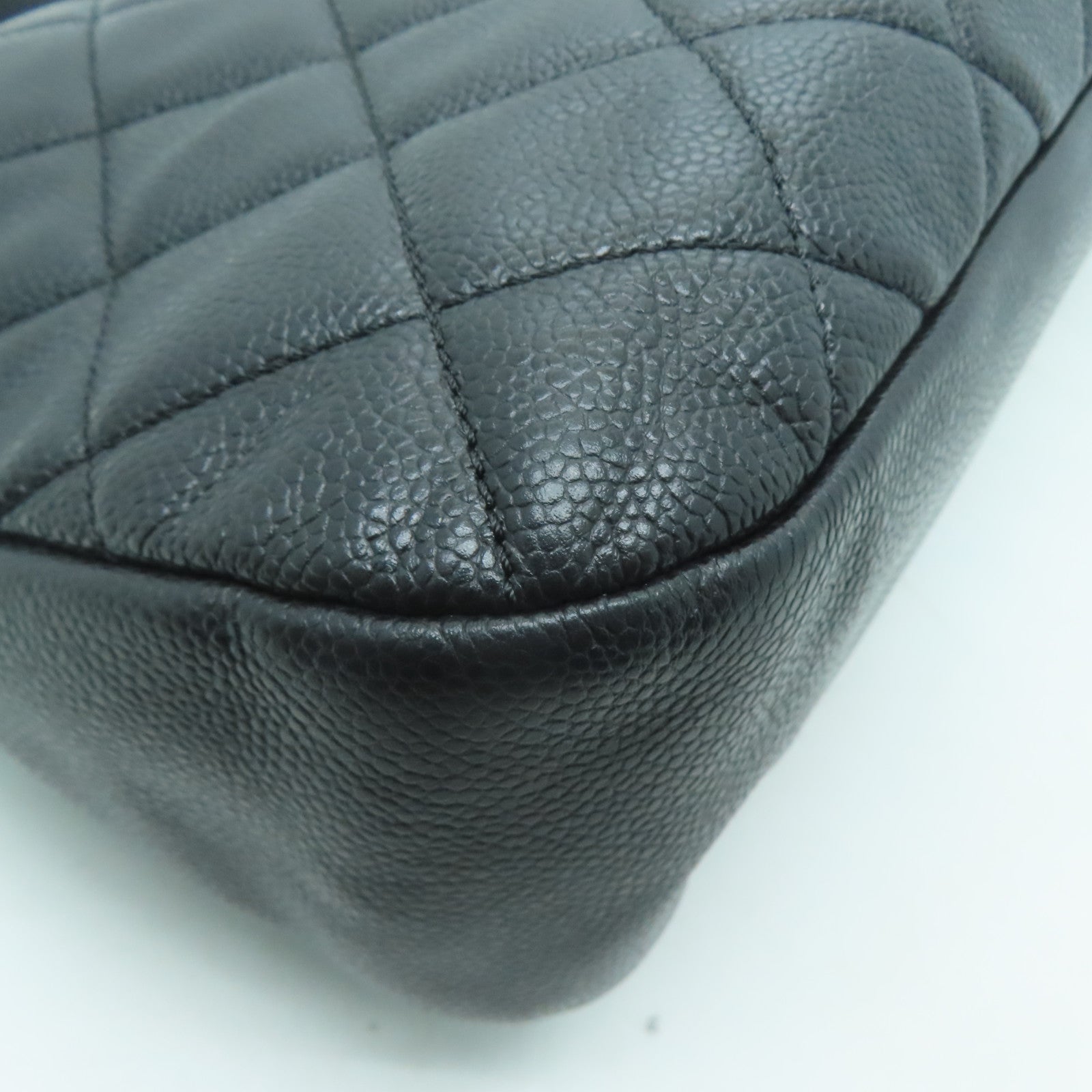 CHANEL 菱格牛皮皮革Chain Shoulder金扣鏈帶肩背袋黑色