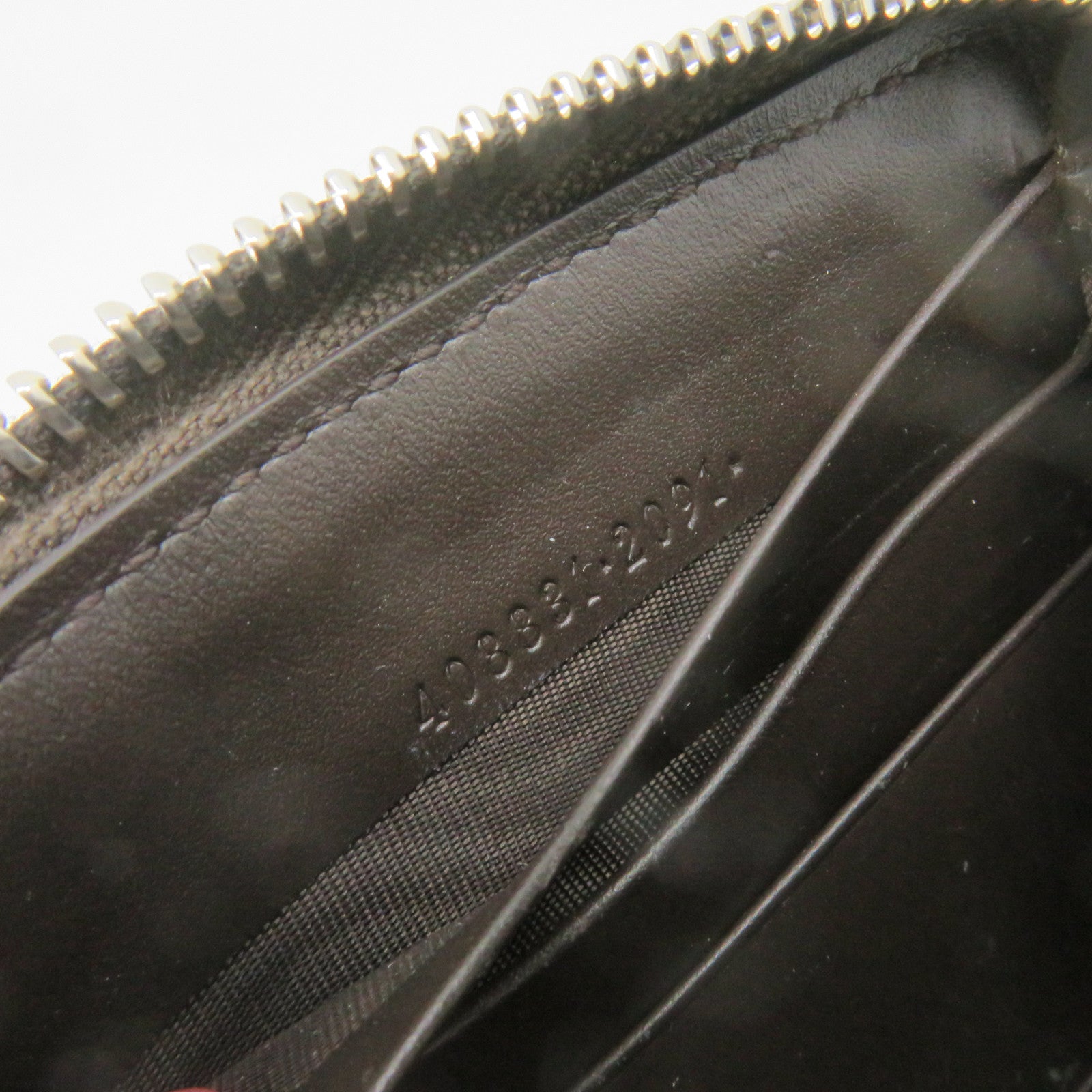 GUCCI 涂层帆布Long Zip Wallet拉链长钱包啡色
