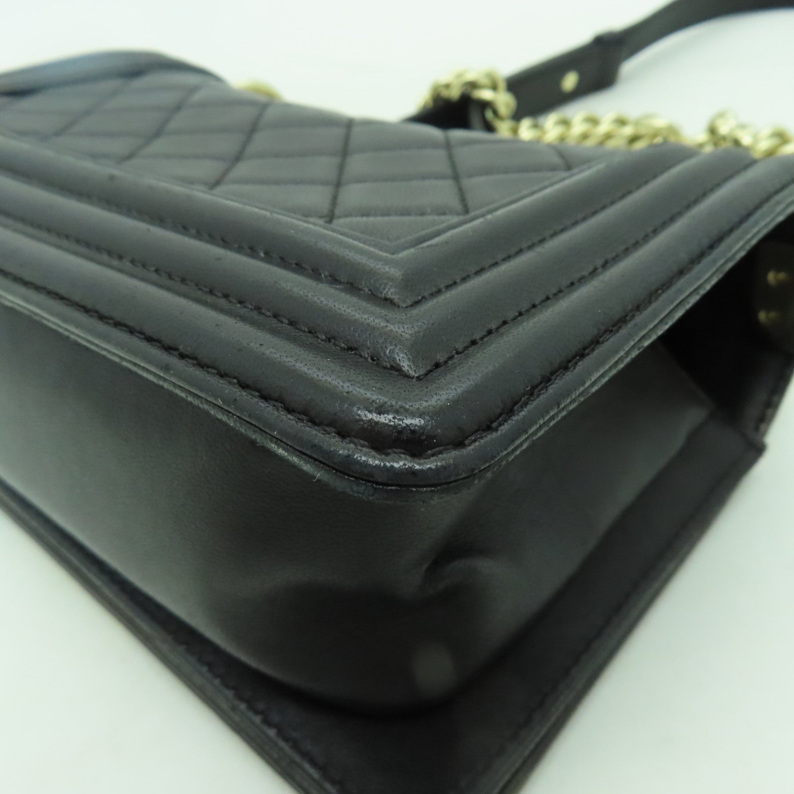 CHANEL 菱格羊皮皮革Chain Shoulder金扣鏈帶肩背袋黑色