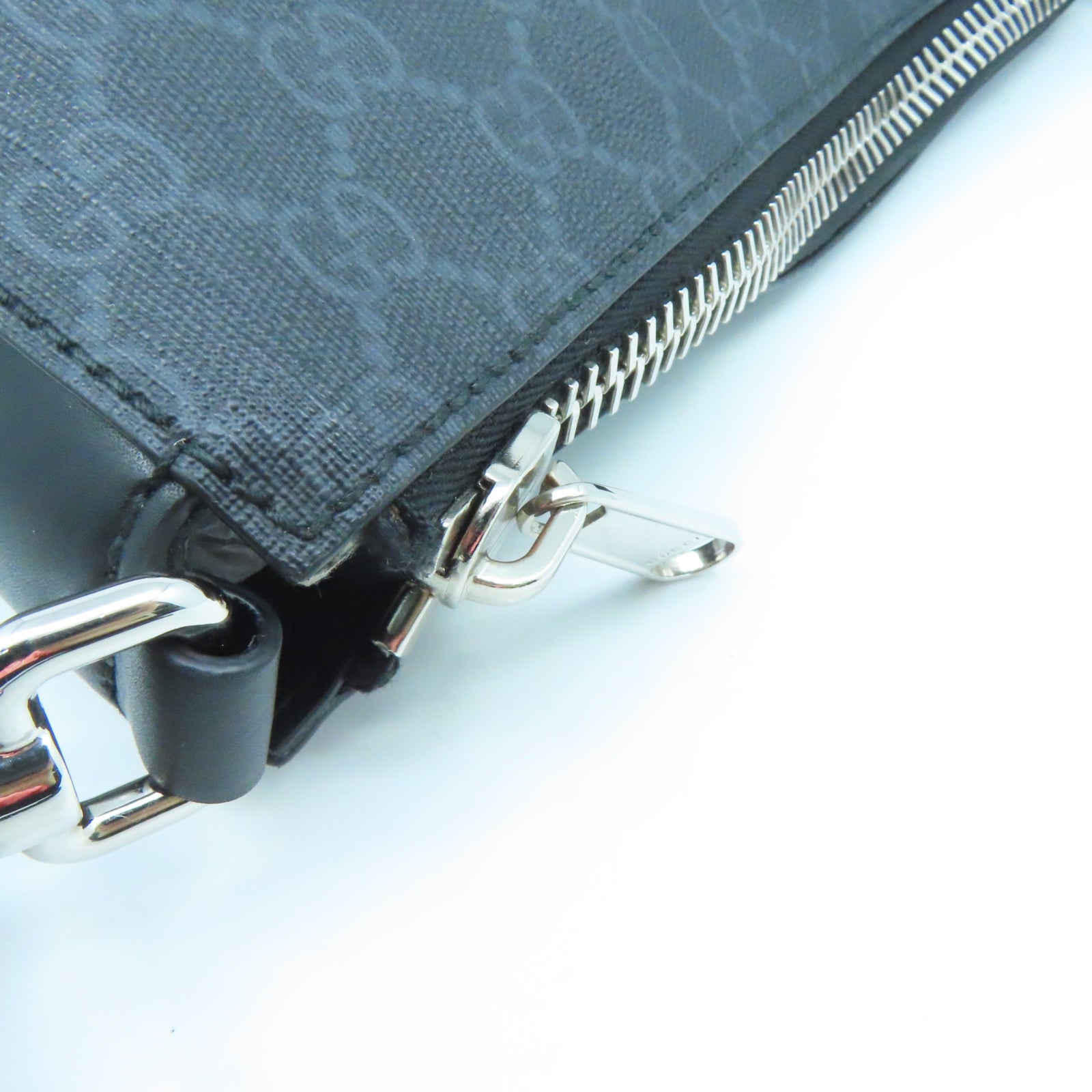GUCCI 涂层帆布Shoulder Bag银扣肩背袋黑色