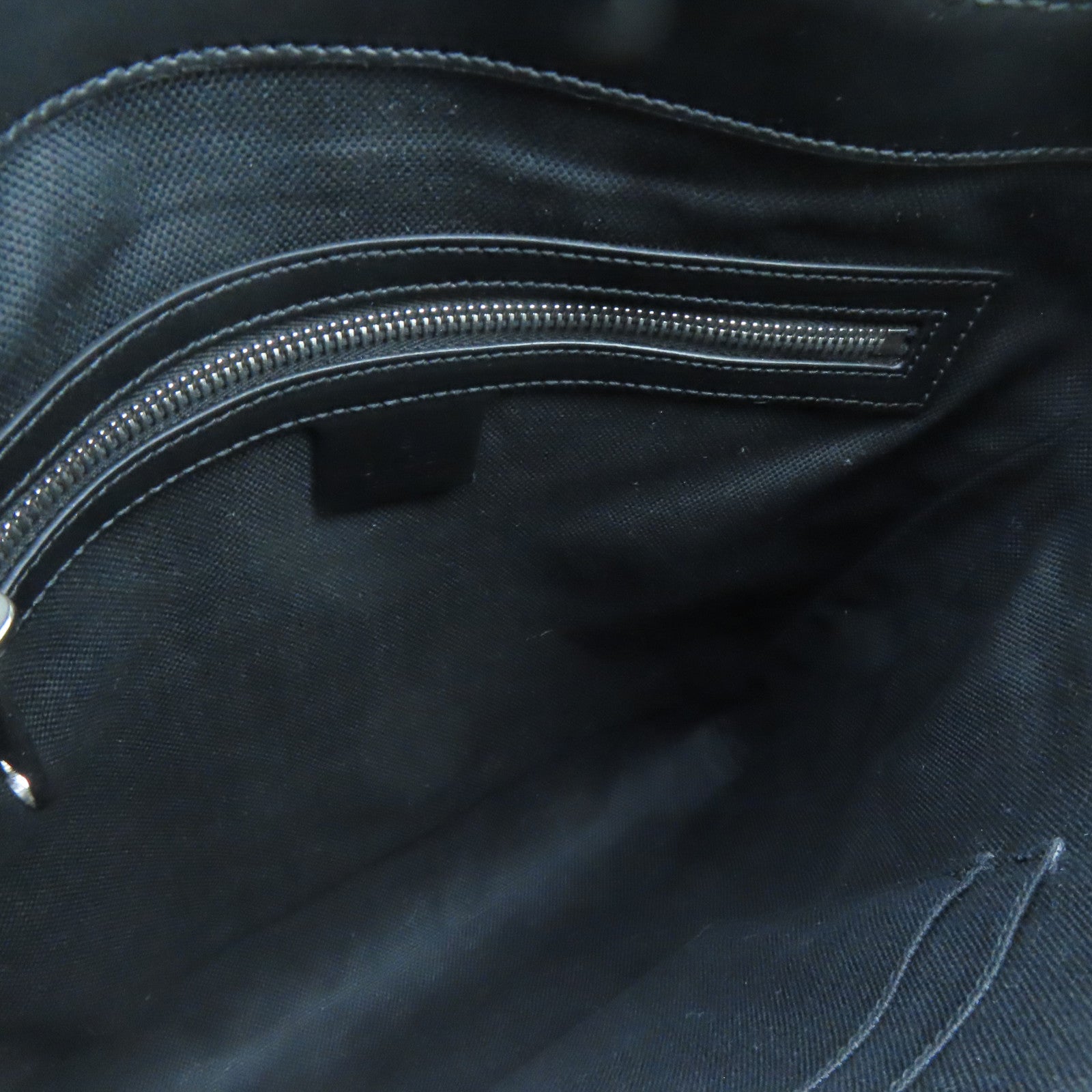 GUCCI 涂层帆布Shoulder Bag银扣肩背袋黑色