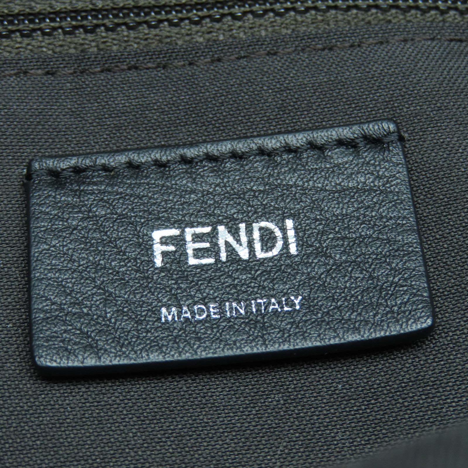 FENDI 尼龙Rucksack银扣背包灰色