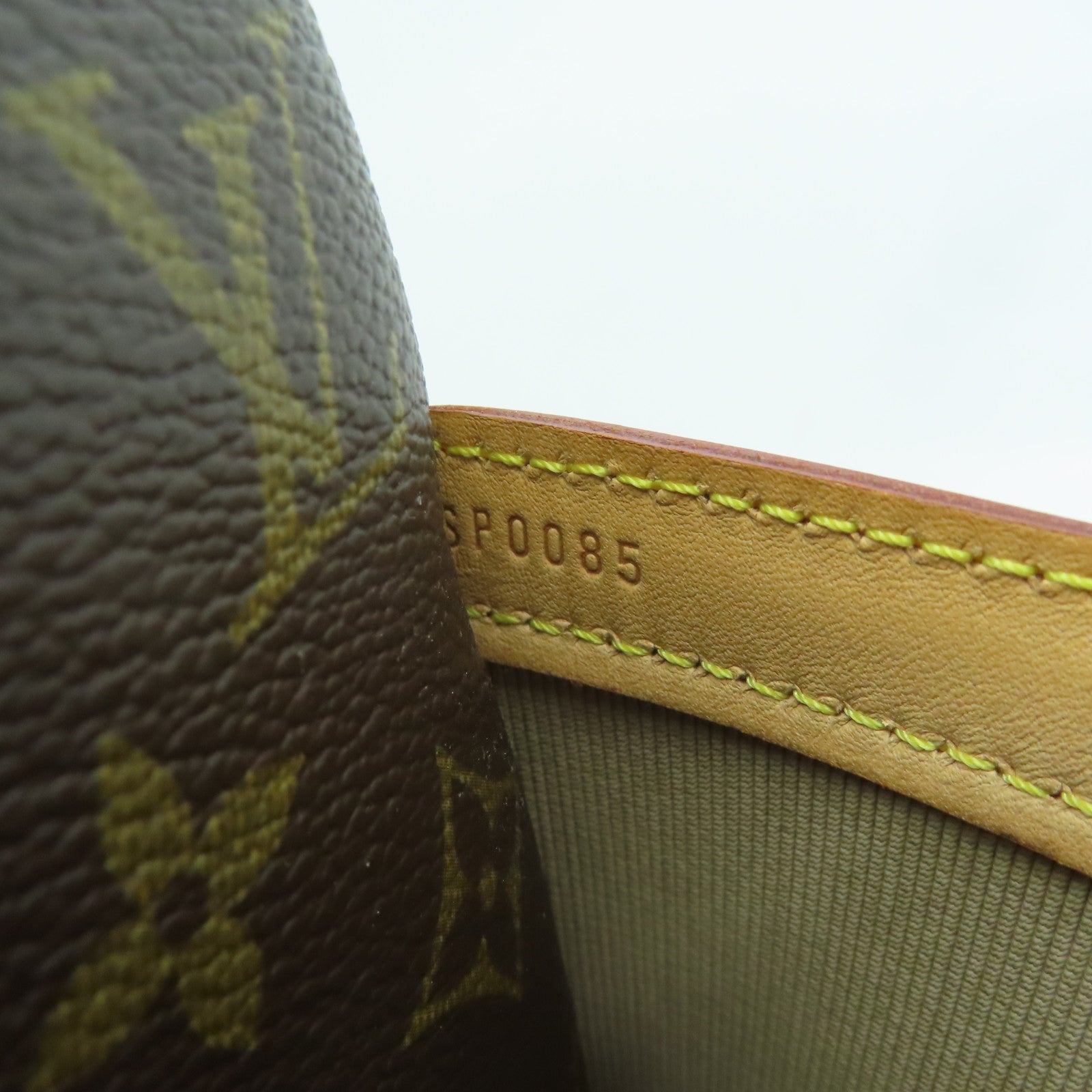 LOUIS VUITTON Monogram Reporter GM金扣肩背袋啡色