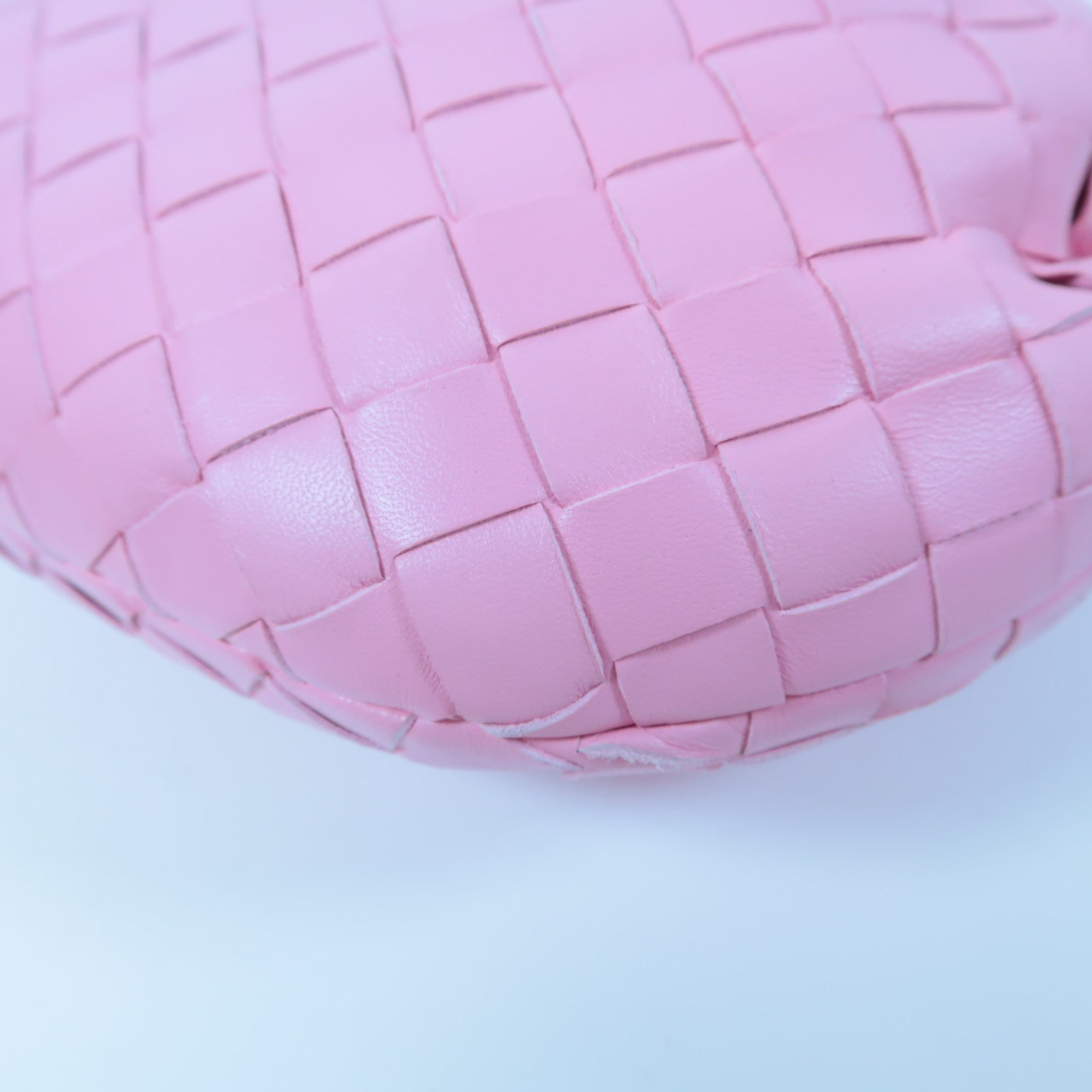 BOTTEGA VENETA 織紋羊皮皮革Candy Jodie Handbag金扣手挽袋粉紅色