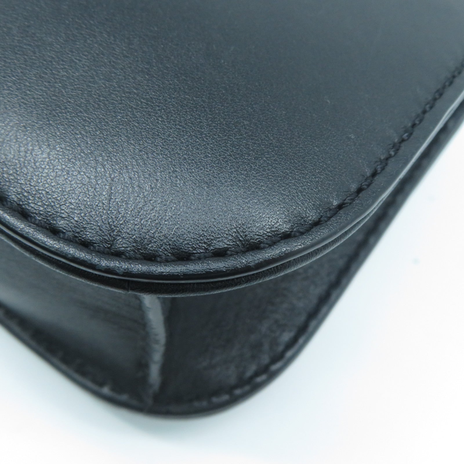 Valentino 牛皮皮革Chain Shoulder Bag金扣鏈帶肩背袋黑色