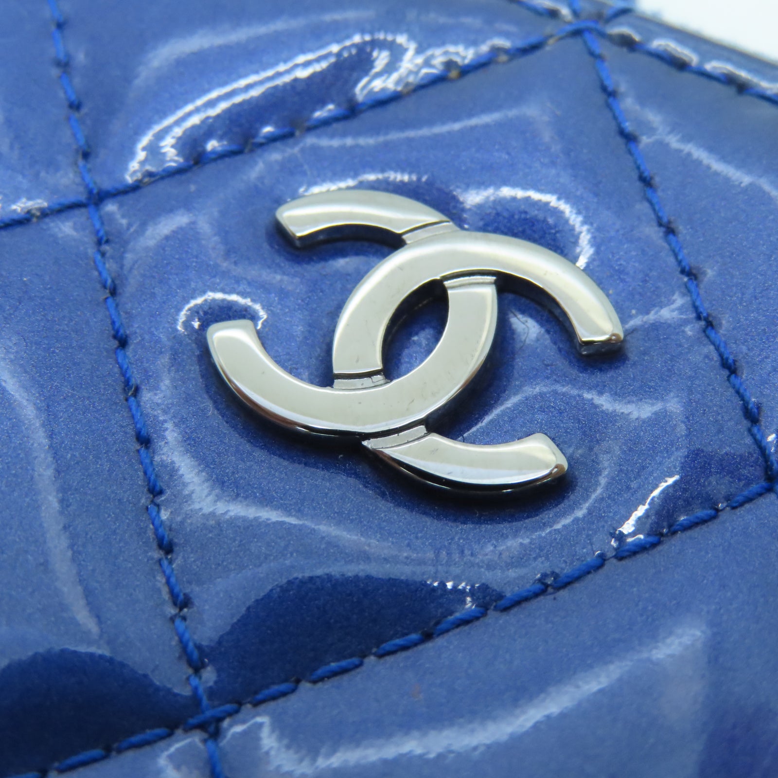 CHANEL 菱格漆皮皮革Coin Case银扣零钱包蓝色
