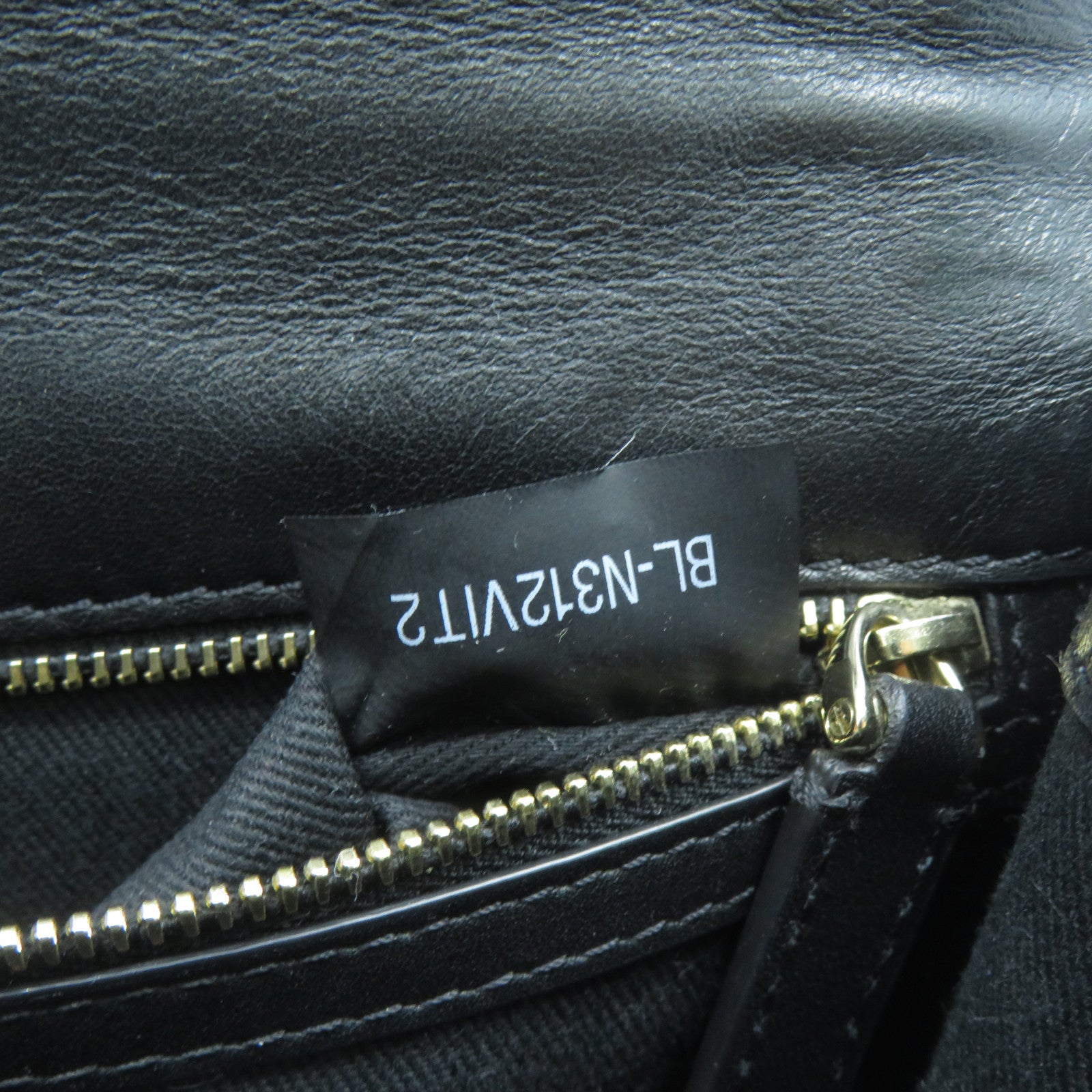 Valentino 牛皮皮革Chain Shoulder Bag金扣鏈帶肩背袋黑色