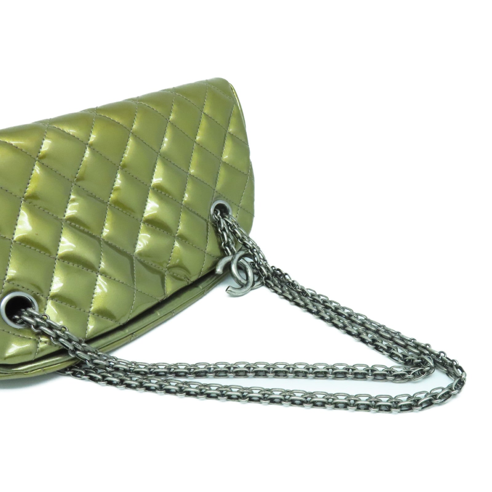 CHANEL rhombic patent leather Chain Shoulder Bag silver buckle chain shoulder bag gold