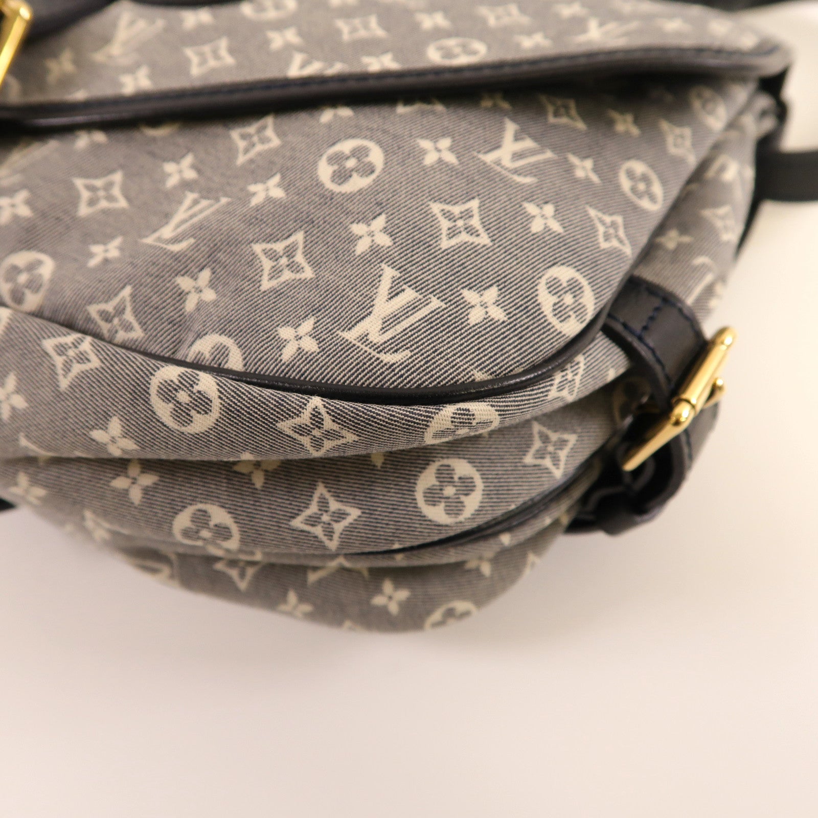LOUIS VUITTON Monogram Idylle Saumur PM金扣肩背袋藍色