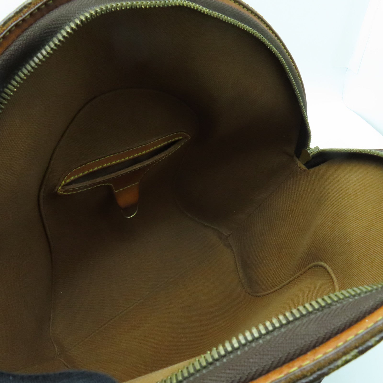 LOUIS VUITTON Monogram Elipse PM金扣手挽袋啡色