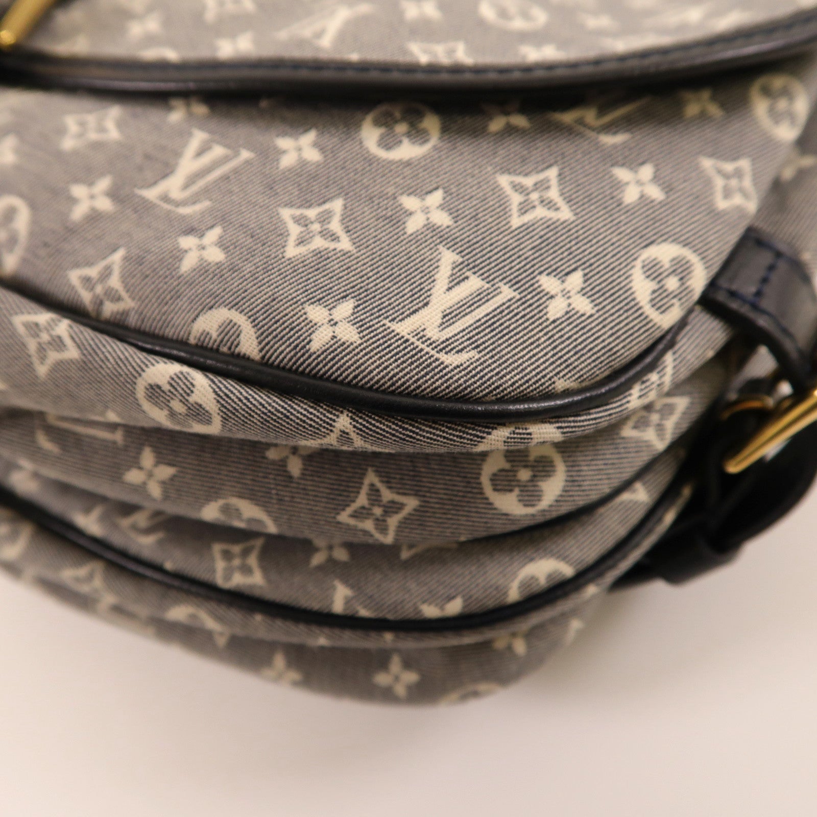 LOUIS VUITTON Monogram Idylle Saumur PM金扣肩背袋藍色
