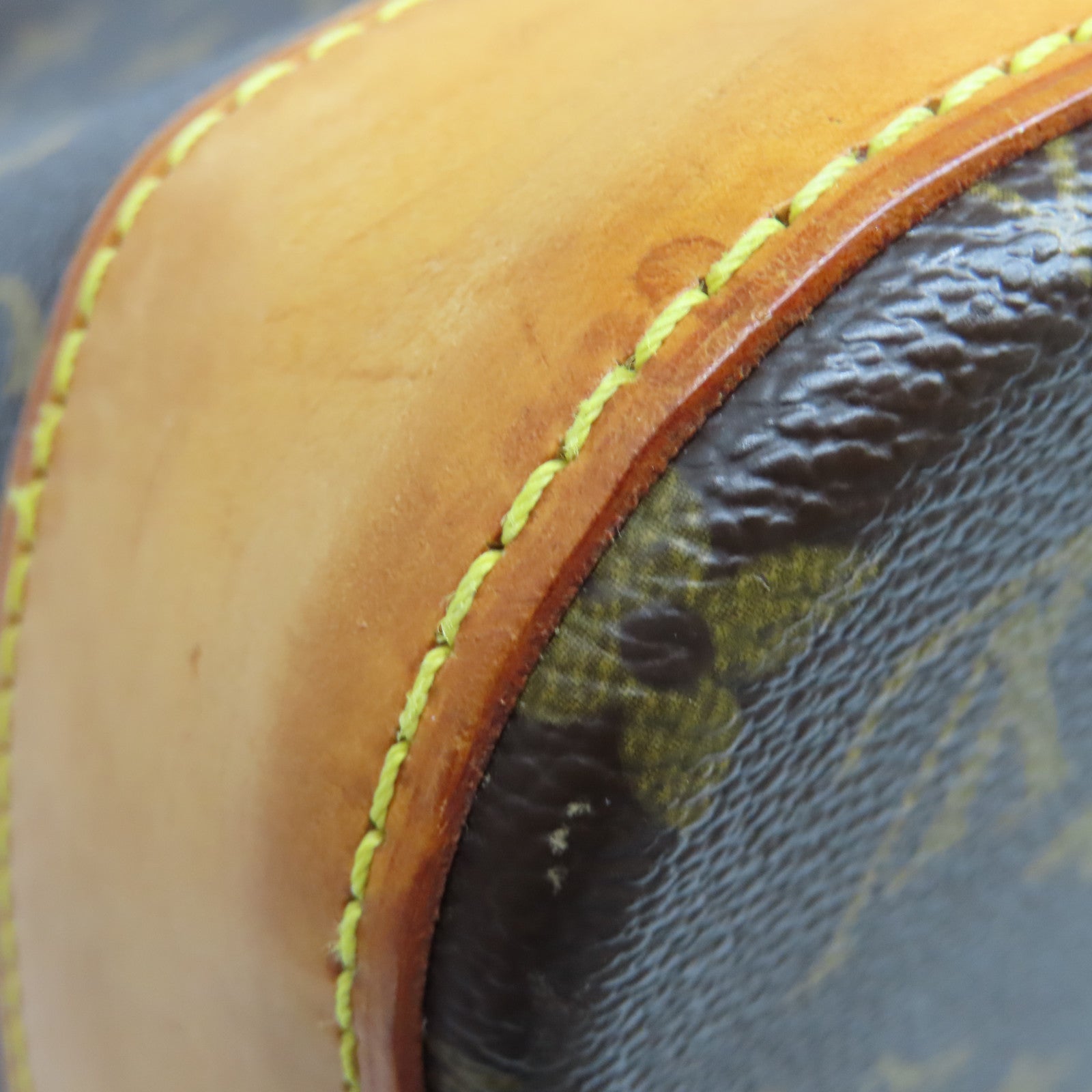 LOUIS VUITTON Monogram Alma Voyage MM金扣手挽袋棕色