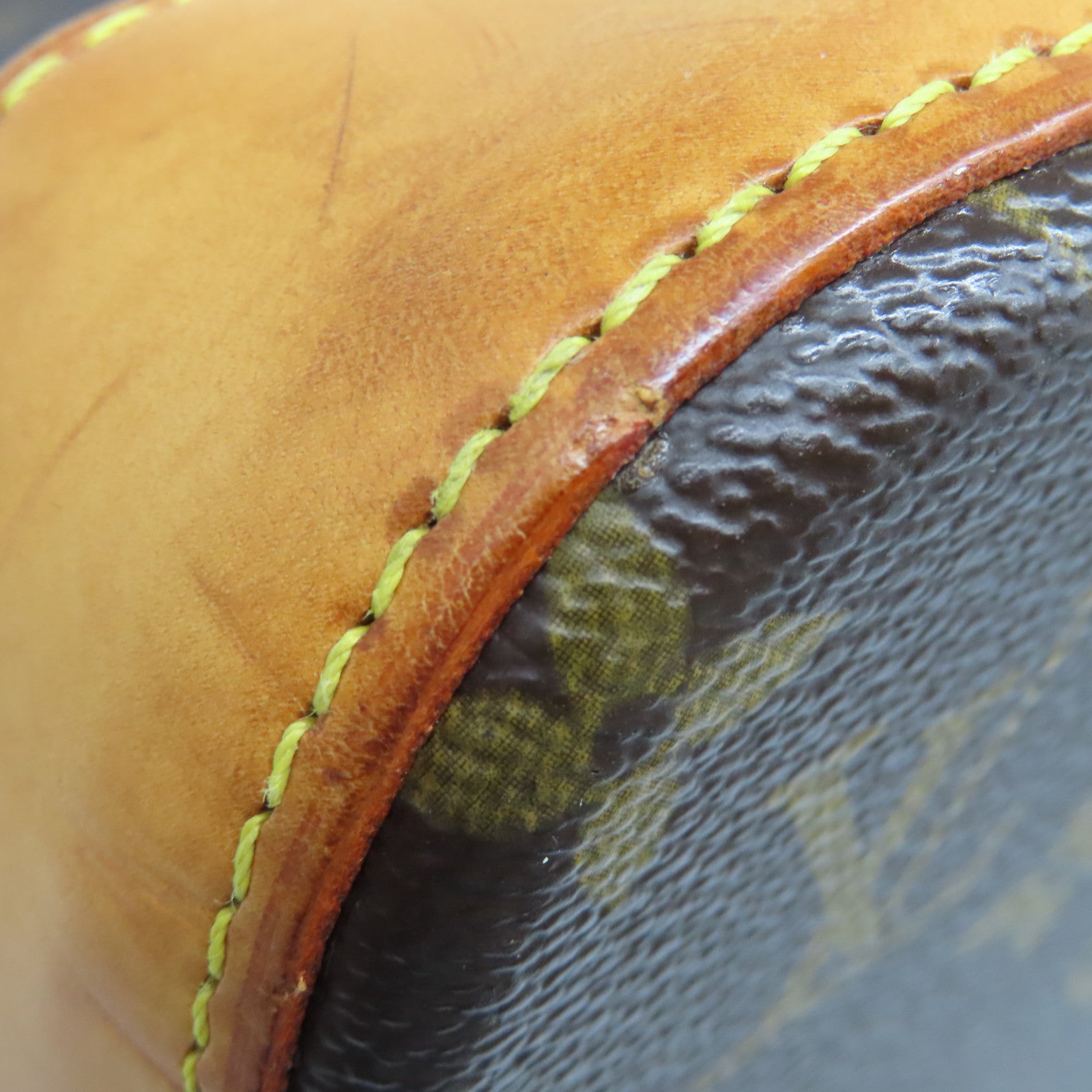 LOUIS VUITTON Monogram Alma Voyage MM金扣手挽袋棕色