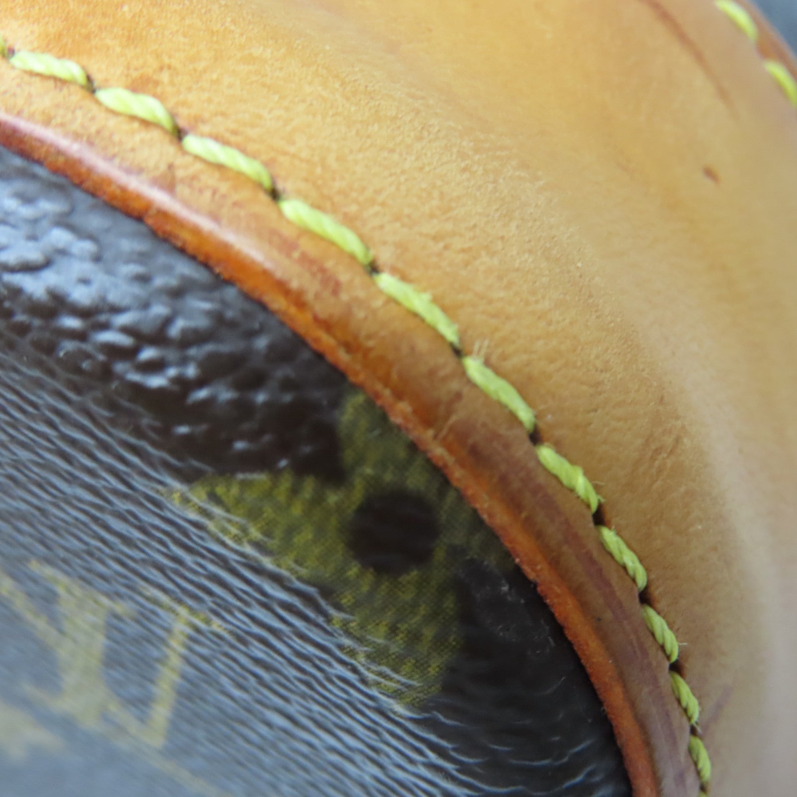 LOUIS VUITTON Monogram Alma Voyage MM金扣手挽袋棕色
