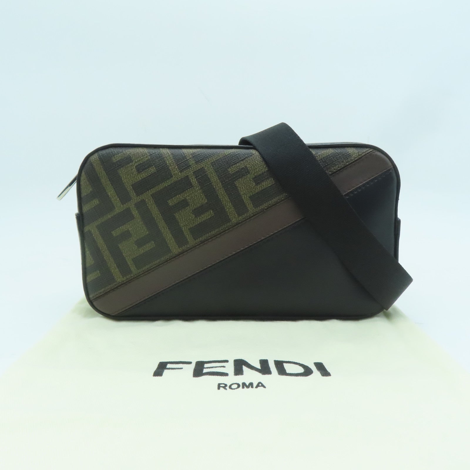 FENDI 塗層帆布Shoulder Bag銀扣肩背袋棕色
