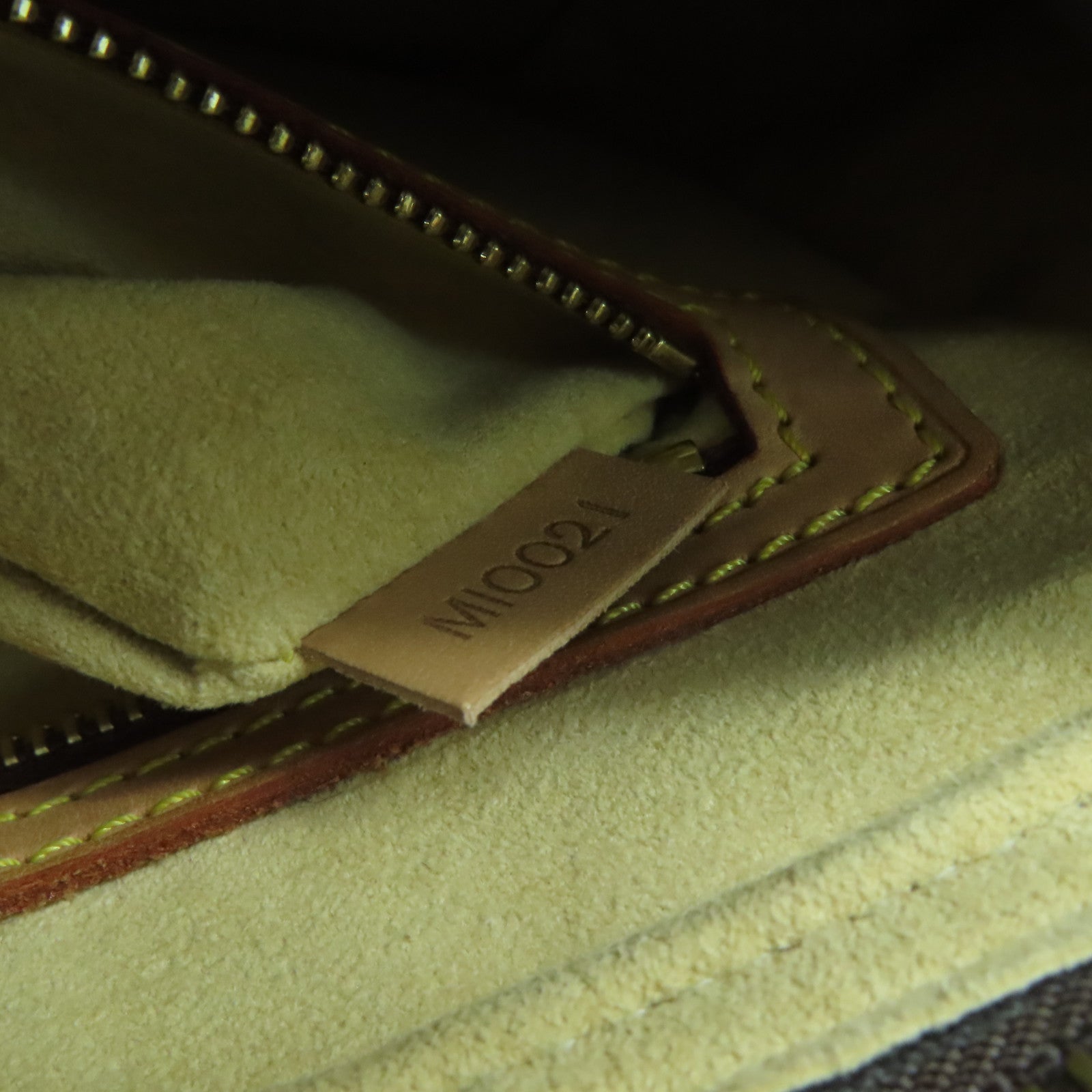 LOUIS VUITTON Monogram Looping MM金扣肩背袋啡色