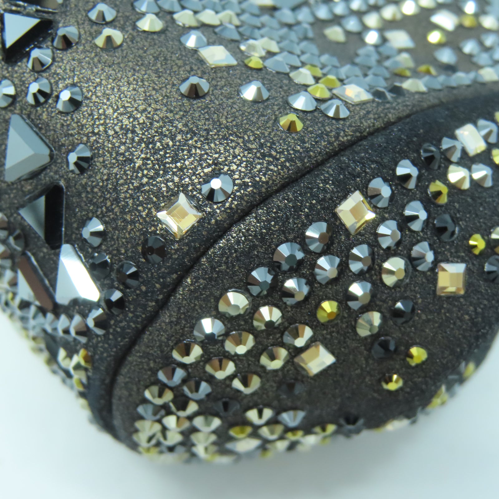 CHANEL 【激減優惠】Clutch with Chain金扣鏈帶肩背袋黑色