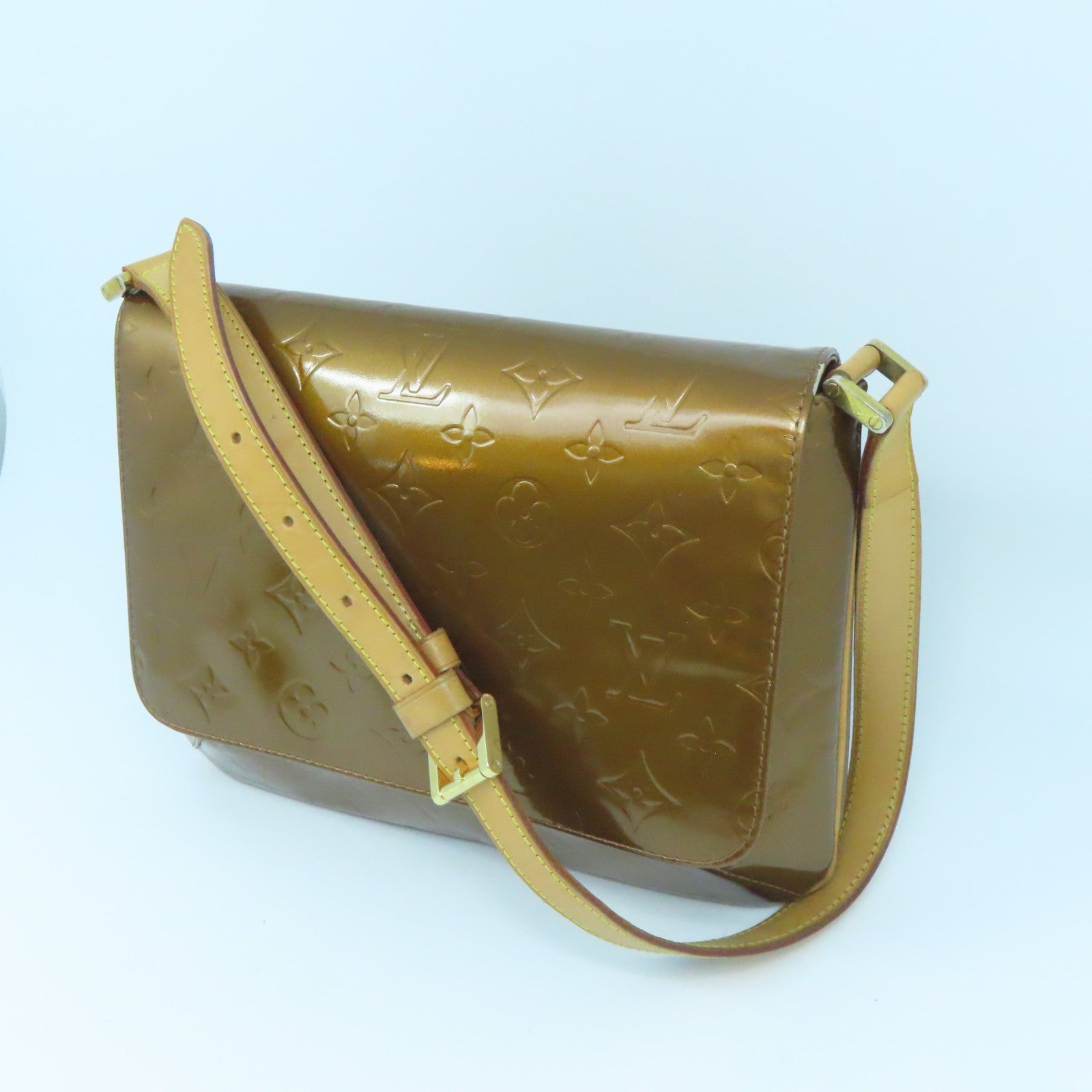 LOUIS VUITTON Monogram Vernis Thompson Street金扣肩背袋金色