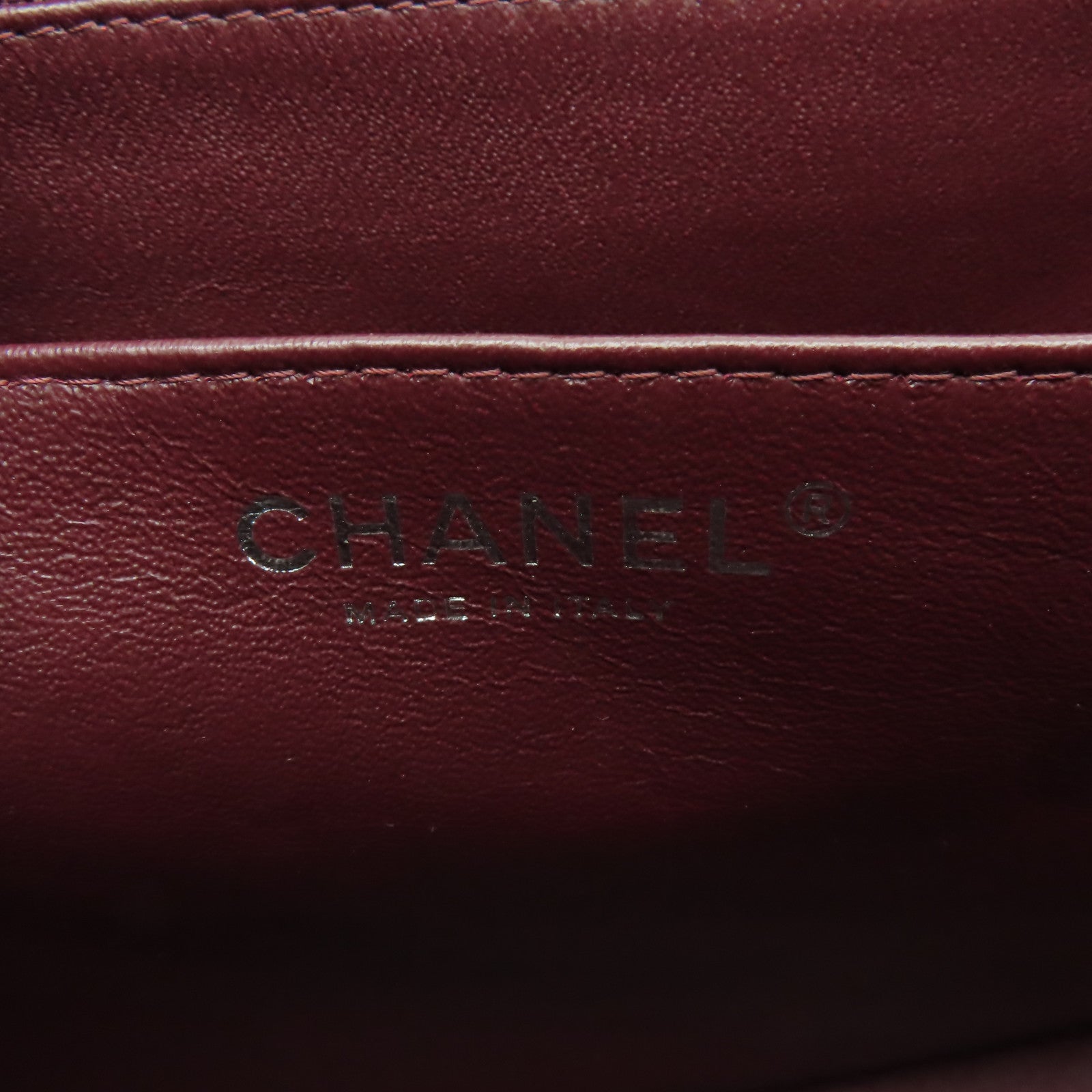 CHANEL 【激減優惠】菱格羊皮皮革Classic Maxi銀扣鏈帶肩背袋黑色