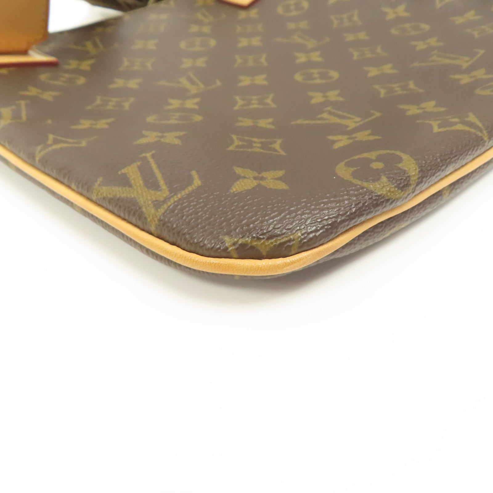 LOUIS VUITTON Monogram Pochette Bosphore金扣肩背袋啡色