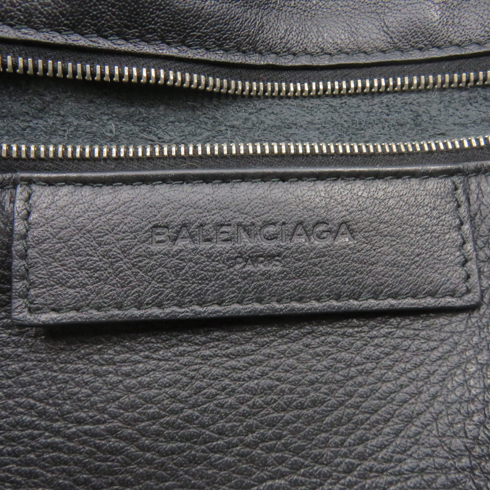 BALENCIAGA 【激減優惠】牛皮皮革Papier B4 Zip Shoulder Bag肩背袋黑色