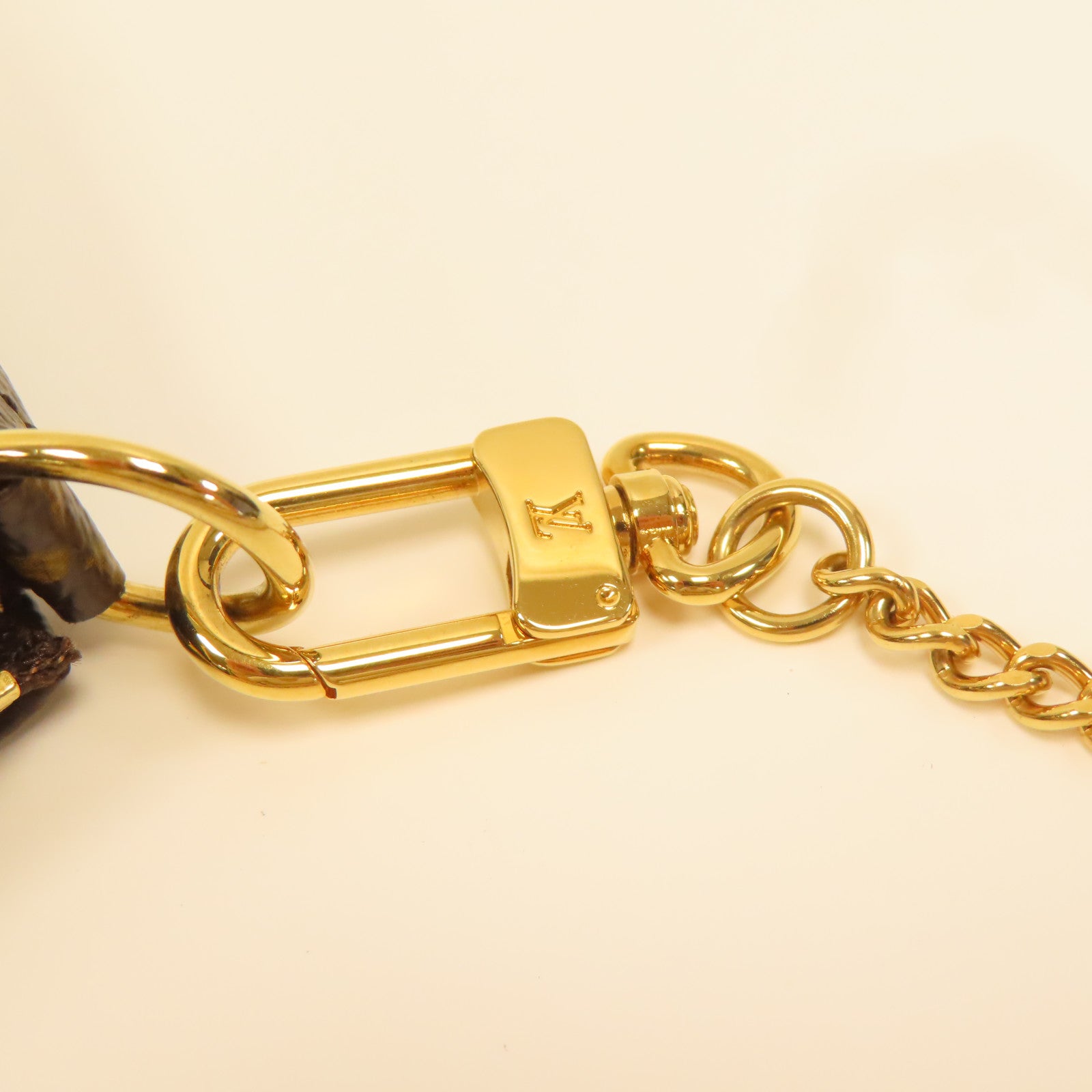 LOUIS VUITTON Monogram Mini Pouchette Accessoires金扣手挽袋啡色