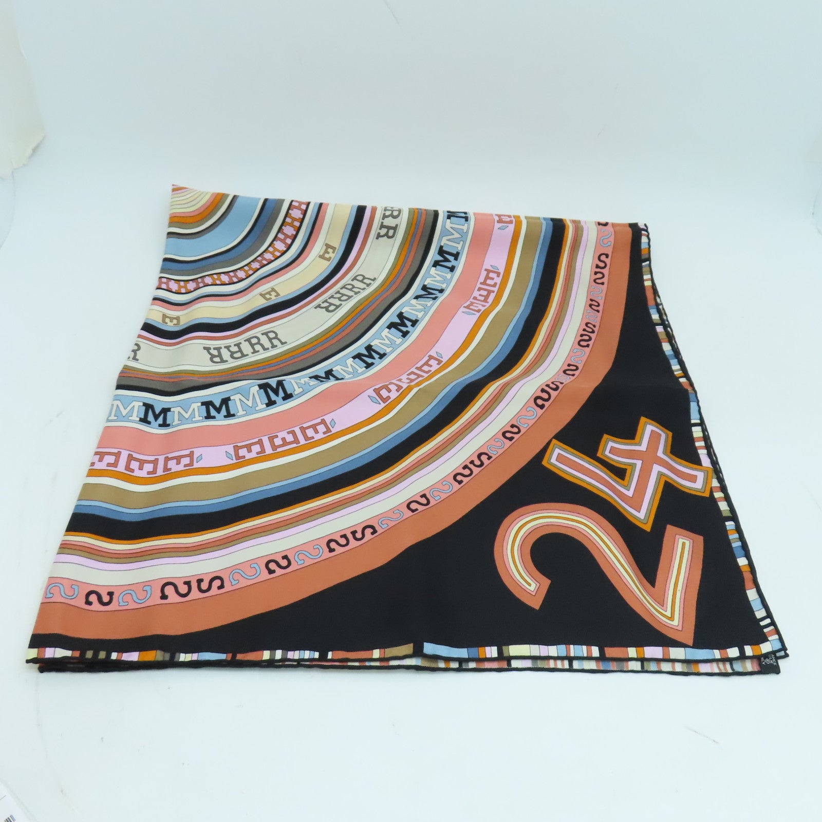 HERMES 丝质Scarf 90x90丝巾黑色