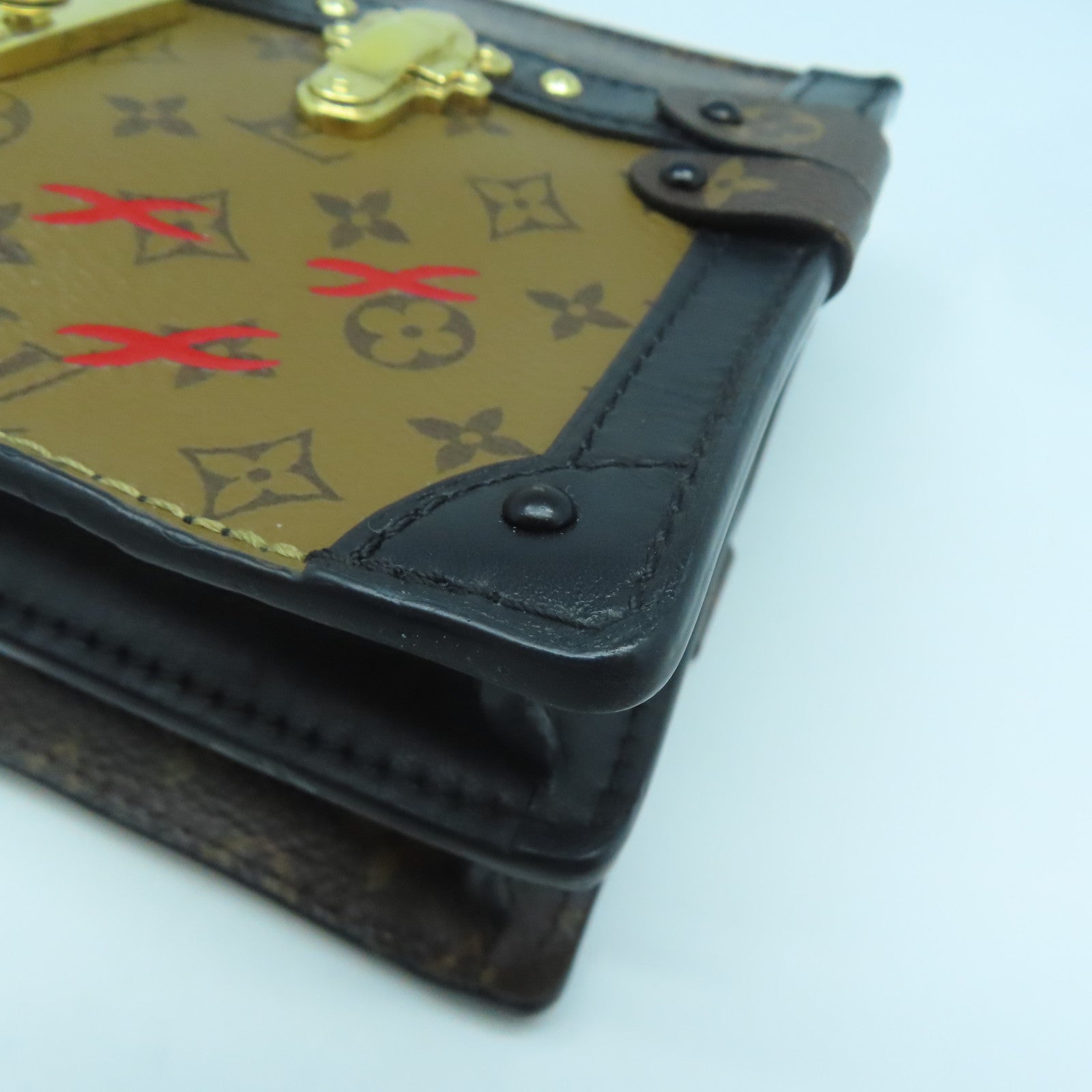 LOUIS VUITTON Monogram Reverse Trunk Clutch金扣肩背袋黑色/啡色