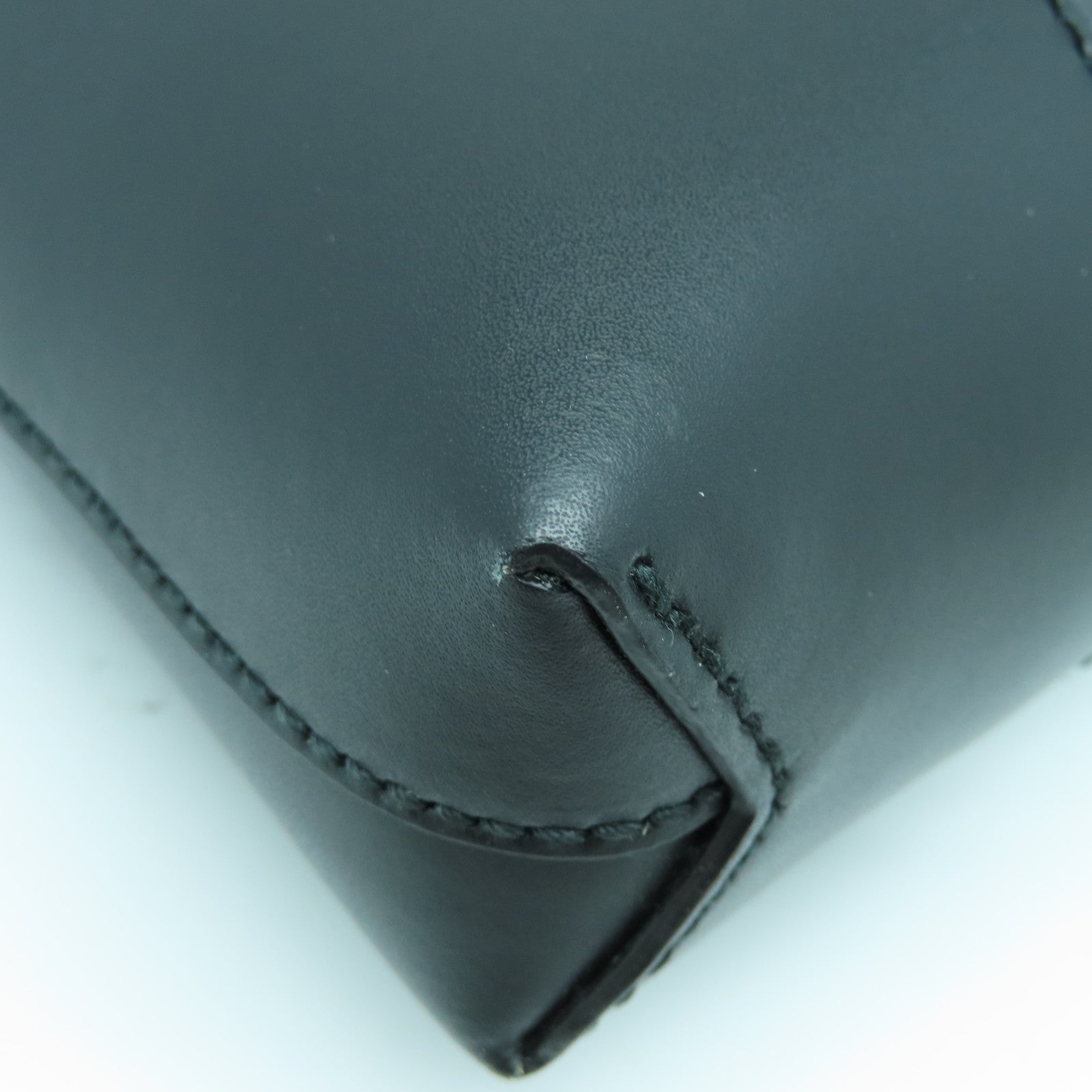 GUCCI 涂层皮革Shoulder Bag银扣肩背袋黑色