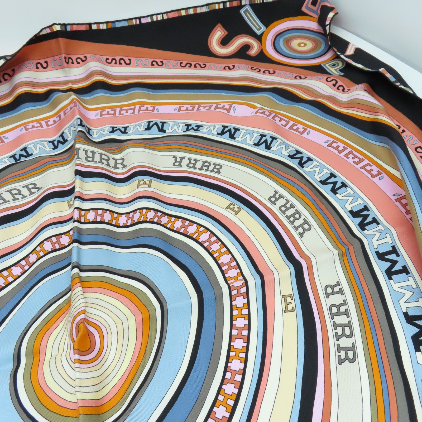 HERMES 丝质Scarf 90x90丝巾黑色