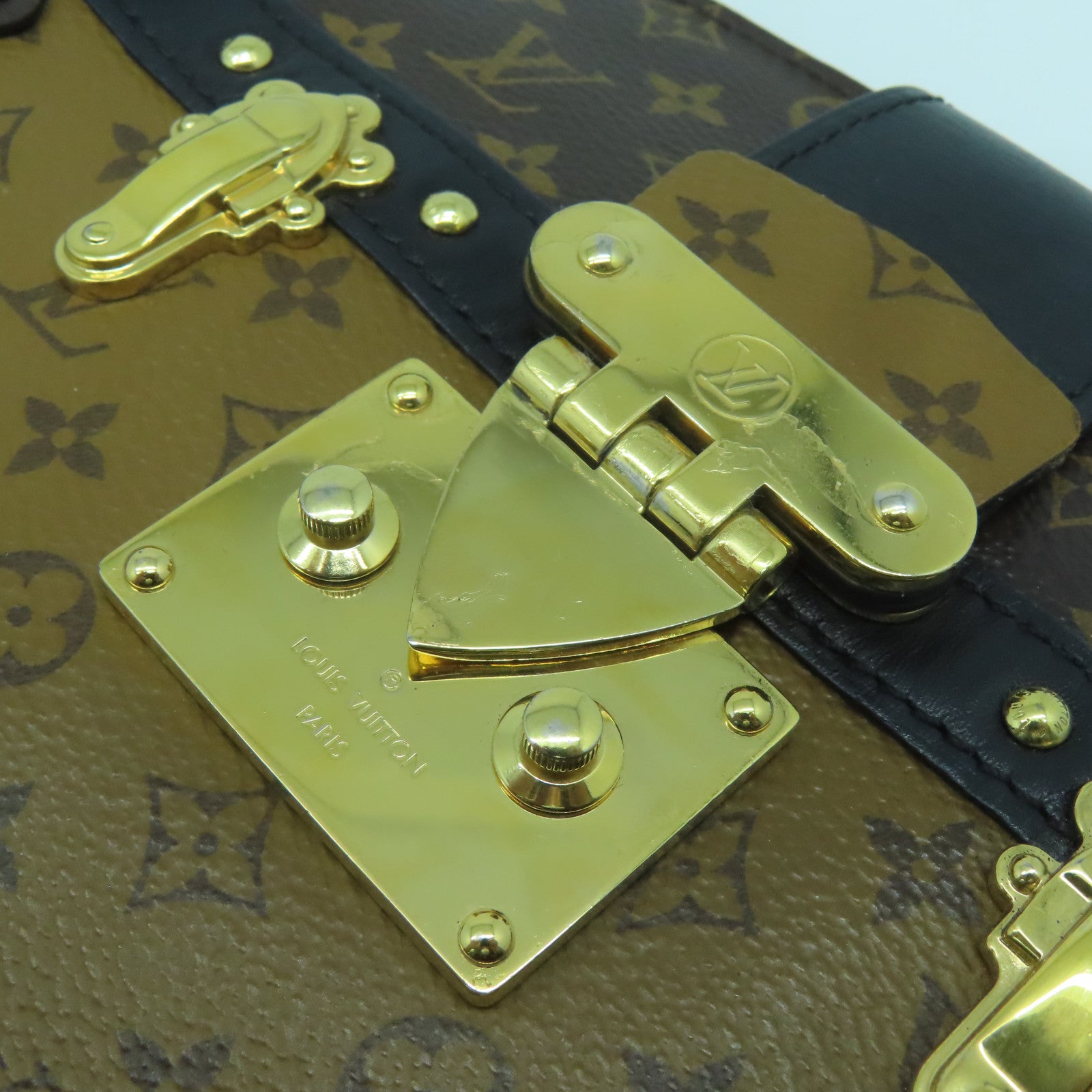 LOUIS VUITTON Monogram Reverse Trunk Clutch金扣肩背袋黑色/啡色