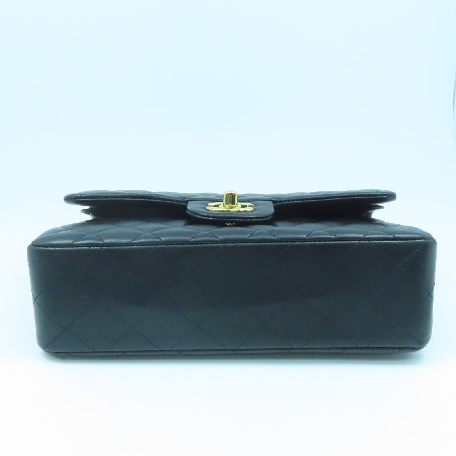 CHANEL 菱格羊皮皮革Classic 23cm金扣链带肩背袋黑色