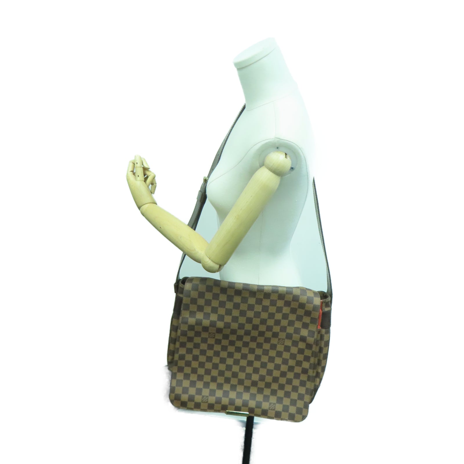 LOUIS VUITTON Damier Bastille金扣肩背袋啡色