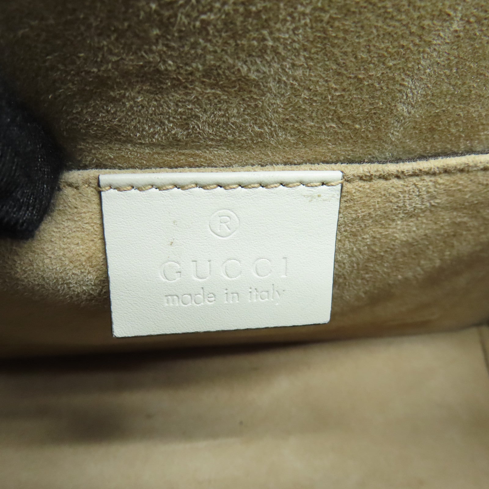GUCCI 牛皮皮革Sylvie金扣手挽肩背两用袋白色