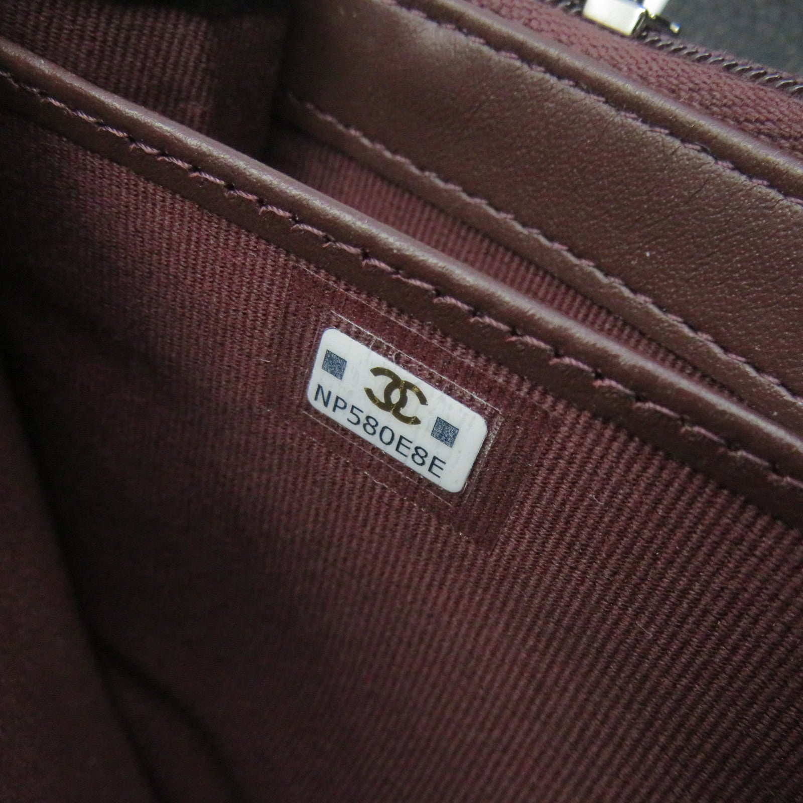 CHANEL 菱格Caviar皮革Fold Long Wallet银扣长钱包黑色