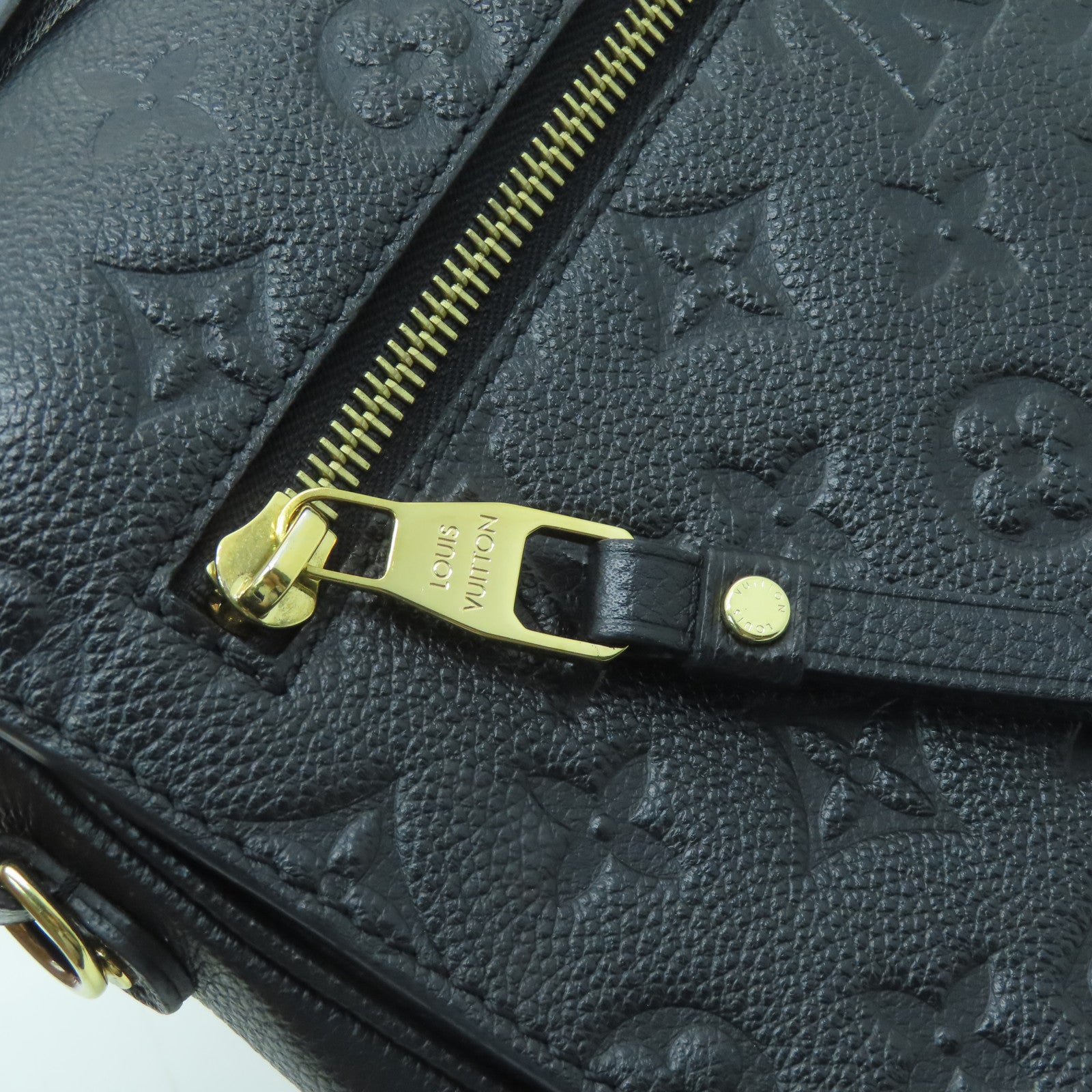 LOUIS VUITTON Monogram Empreinte Pochette Metis金扣手挽肩背兩用袋黑色