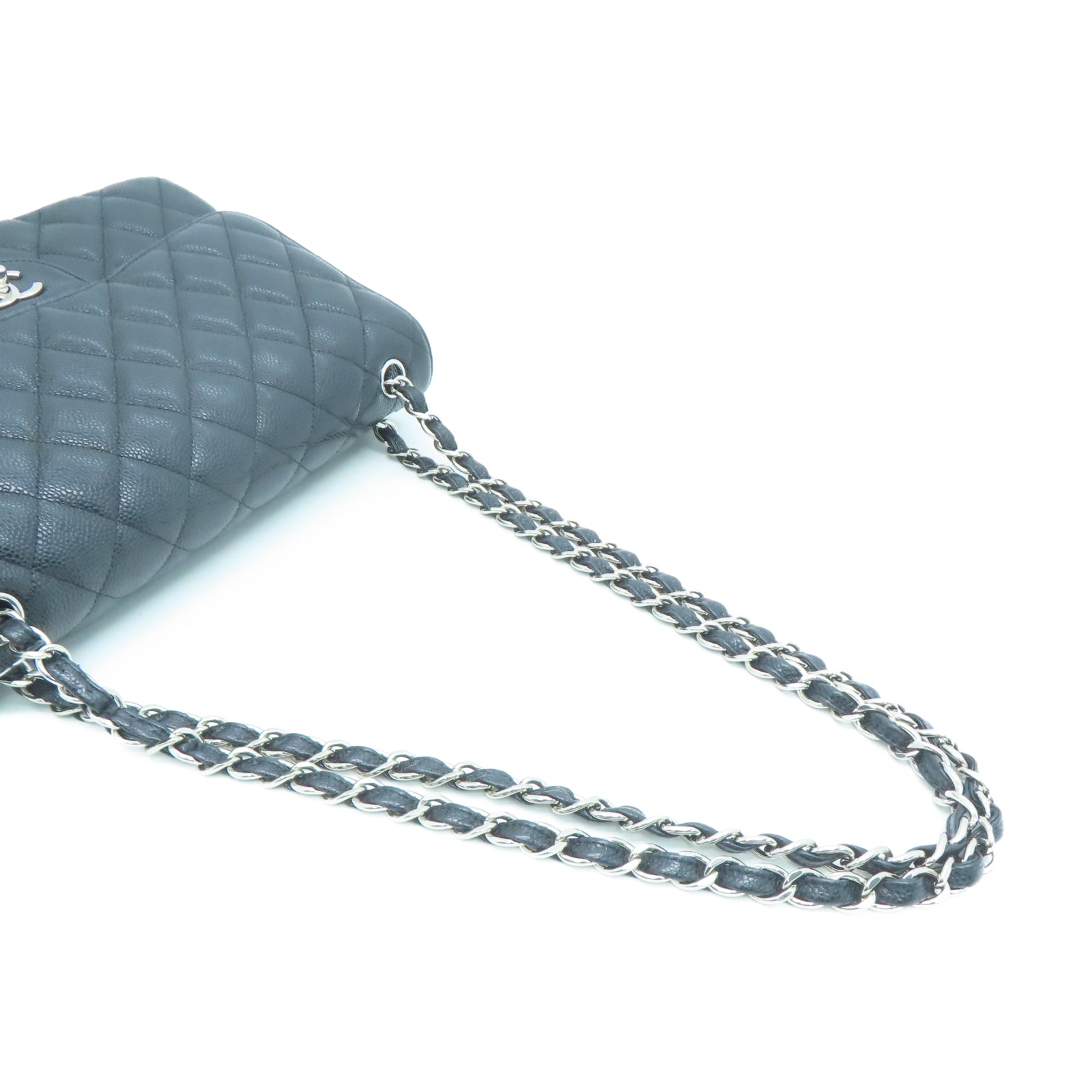 CHANEL 菱格Caviar皮革銀扣鏈帶肩背袋黑色
