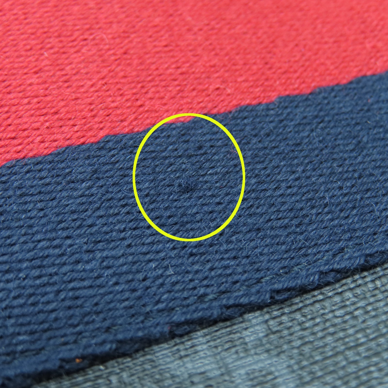 GUCCI 涂层皮革Shoulder Bag银扣肩背袋黑色