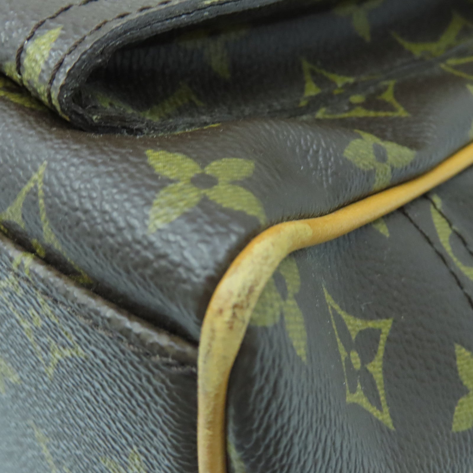 LOUIS VUITTON Monogram Manhattan GM gold buckle handle bag brown