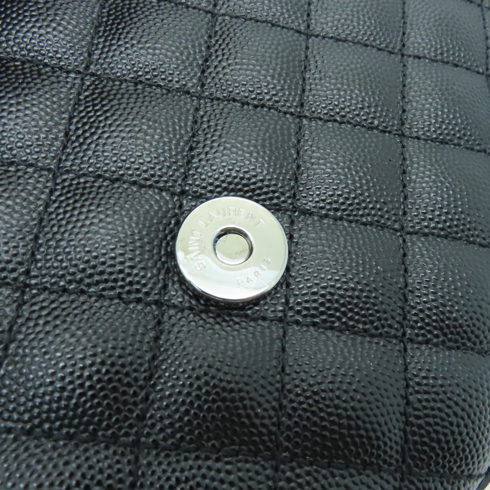 YVES SAINT LAURENT 牛皮皮革Envelope Flap Bag Medium黑扣鏈帶肩背袋黑色