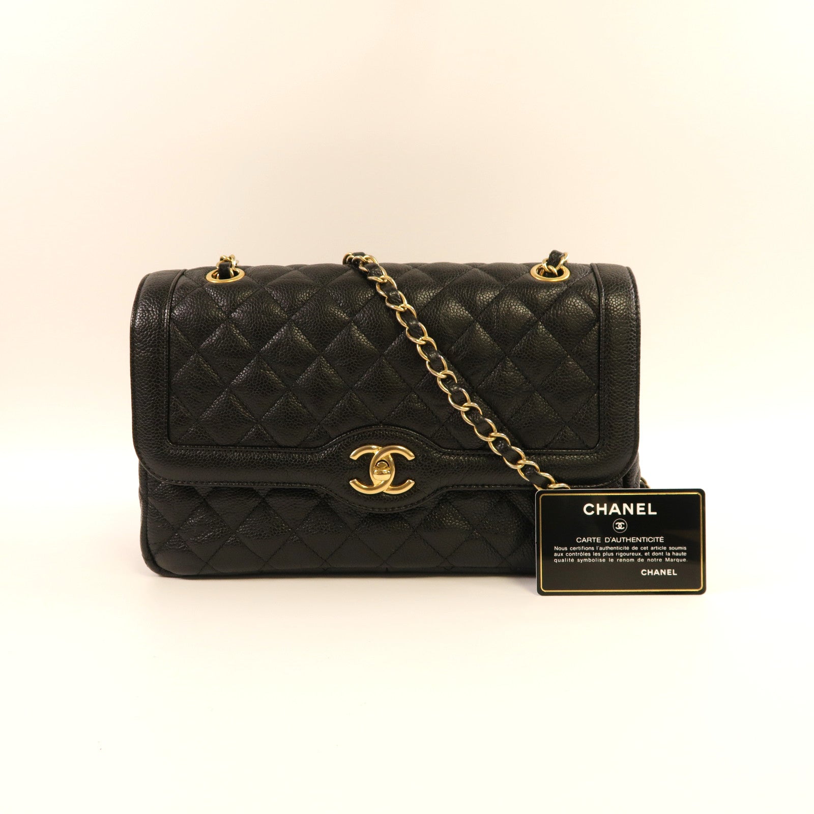 CHANEL 菱格牛皮皮革Chain Shoulder金扣鏈帶肩背袋黑色