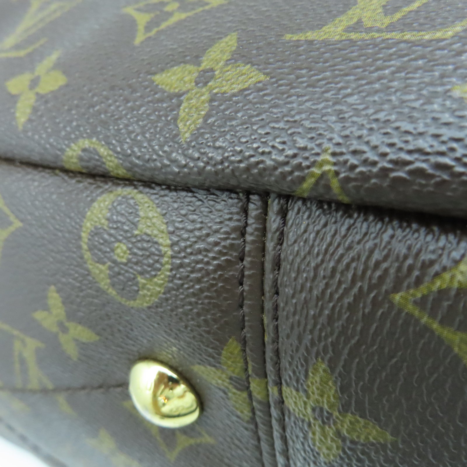 LOUIS VUITTON Monogram Artsy MM Gold Buckle Shoulder Bag Brown