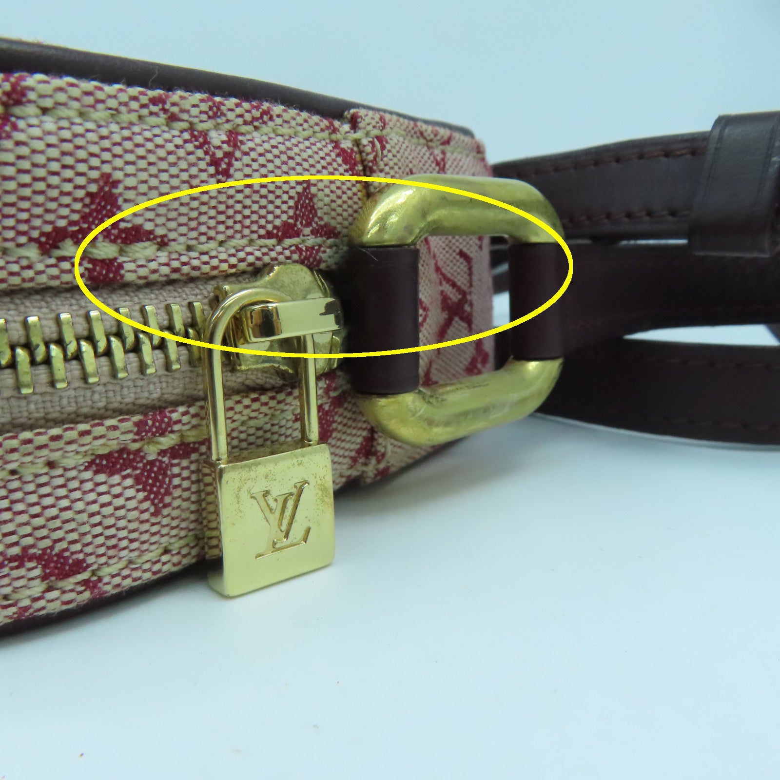LOUIS VUITTON Monogram Mini Juliet金扣肩背袋紅色