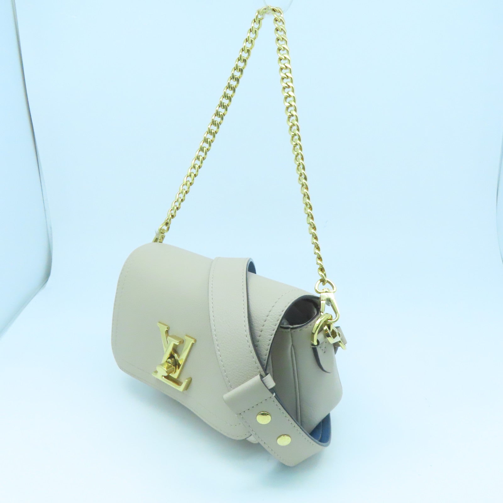 LOUIS VUITTON Leather Lockme Tender Gold Buckle Shoulder Bag Beige