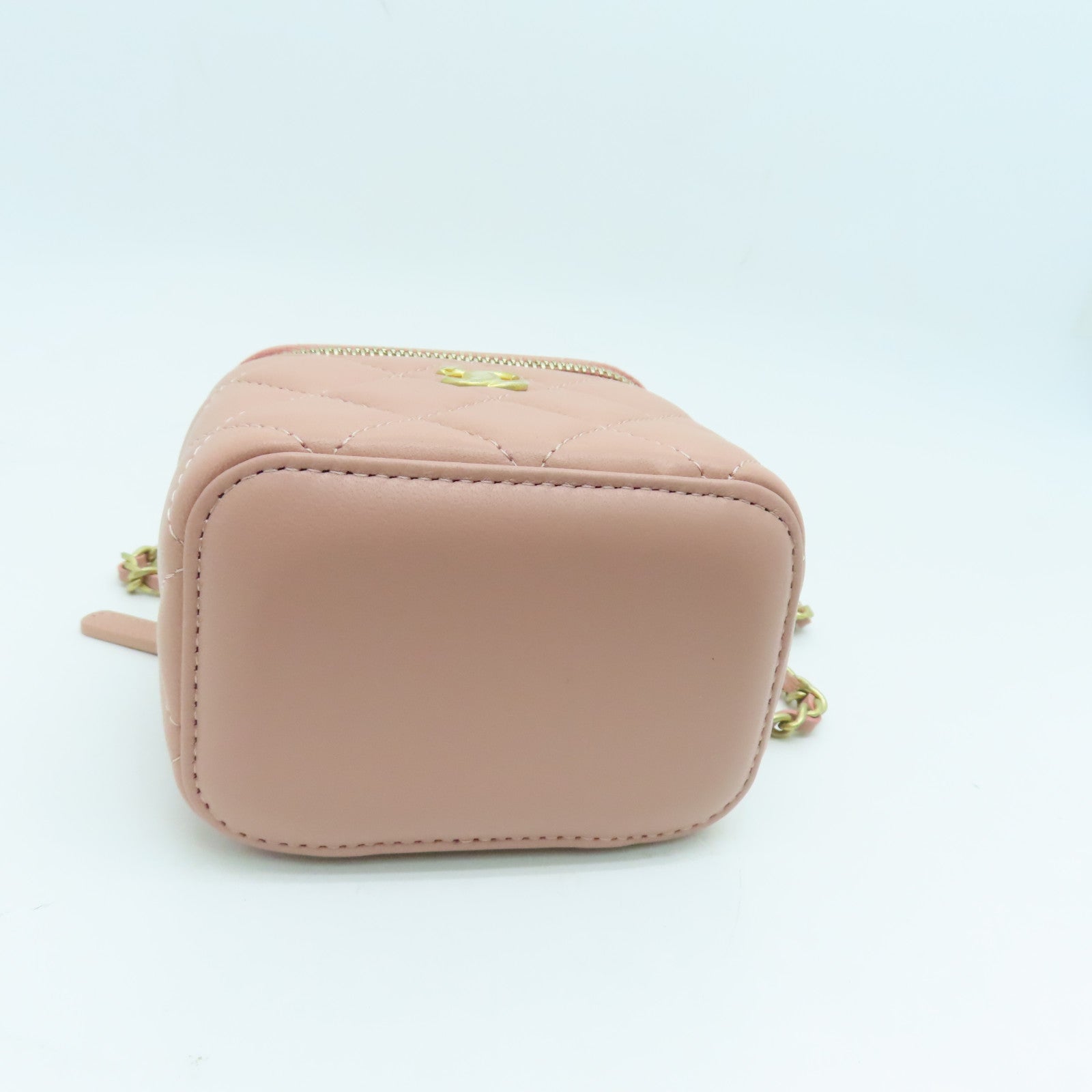 CHANEL 菱格羊皮皮革Chain Shoulder金扣链带肩背袋粉红色