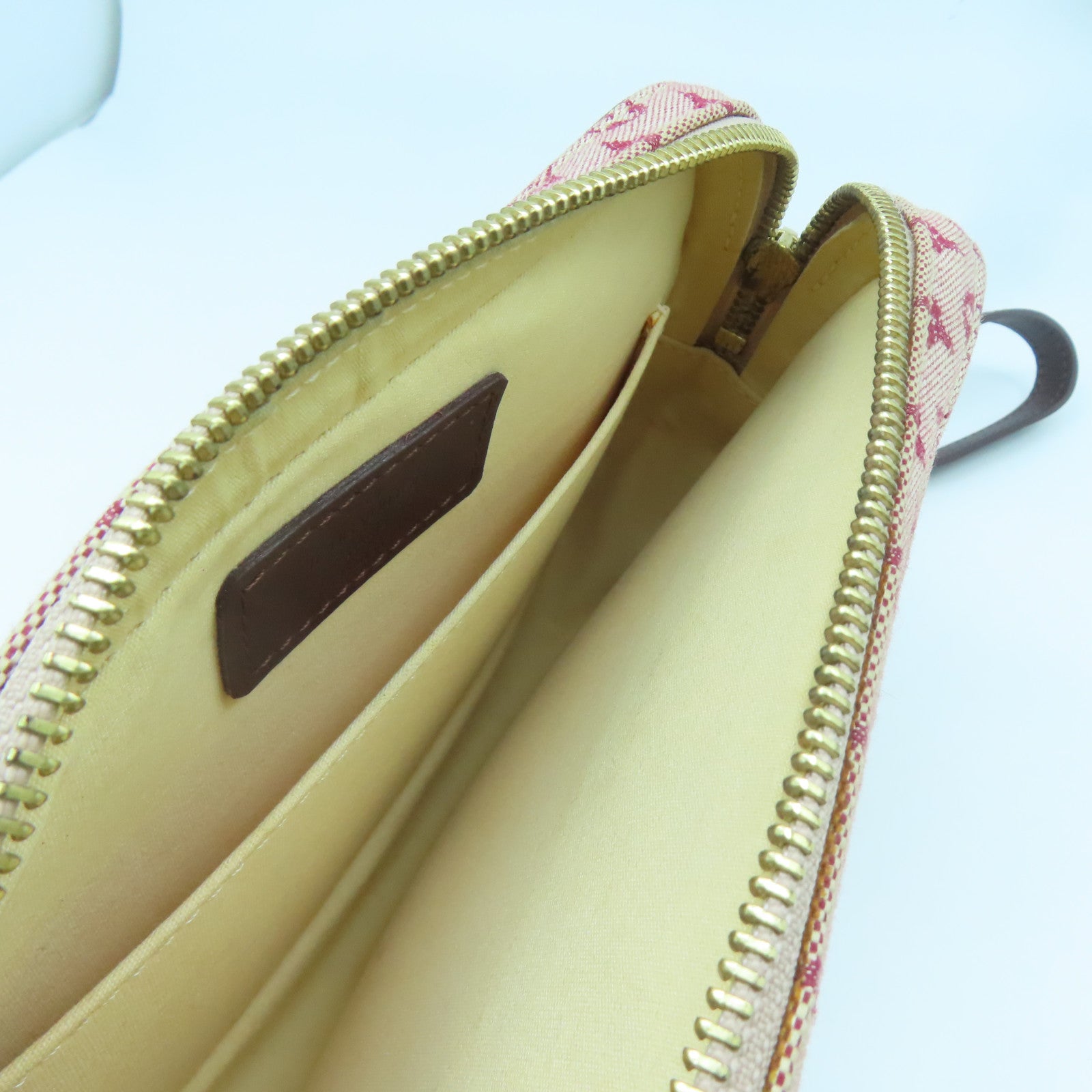 LOUIS VUITTON Monogram Mini Juliet金扣肩背袋紅色