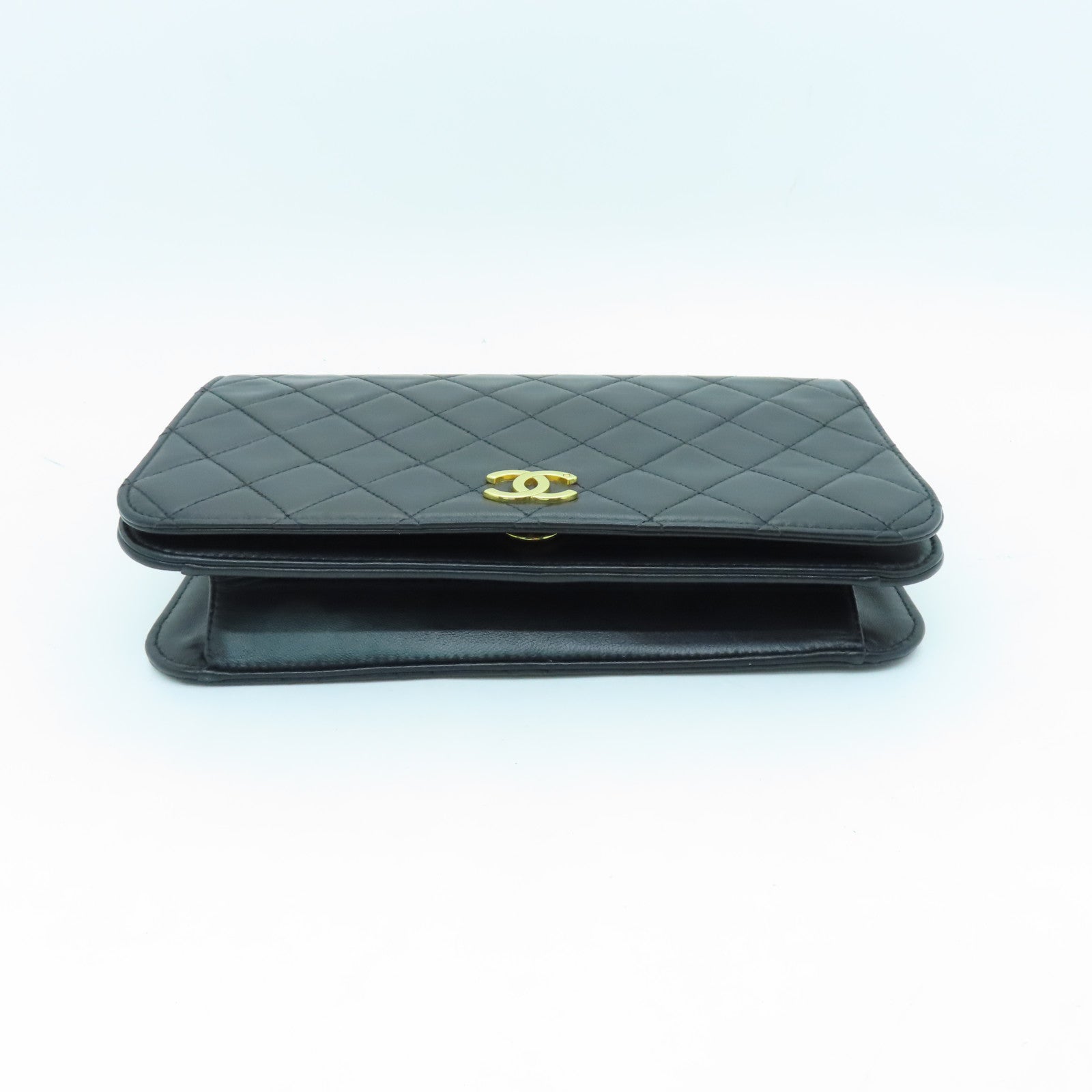 CHANEL rhombic sheepskin leather Chain Shoulder gold buckle chain shoulder bag black