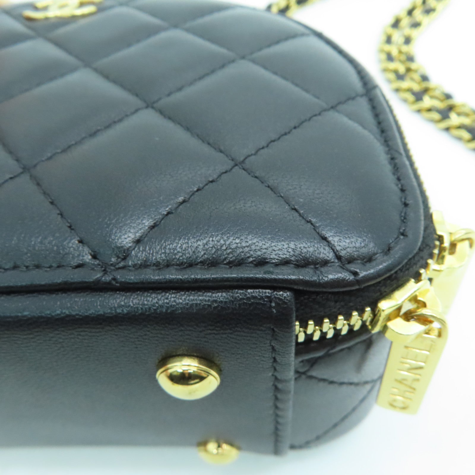 CHANEL 菱格羊皮皮革Chain Shoulder金扣鏈帶肩背袋黑色